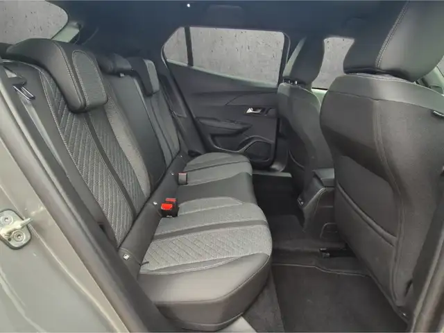 Peugeot 2008 view 14