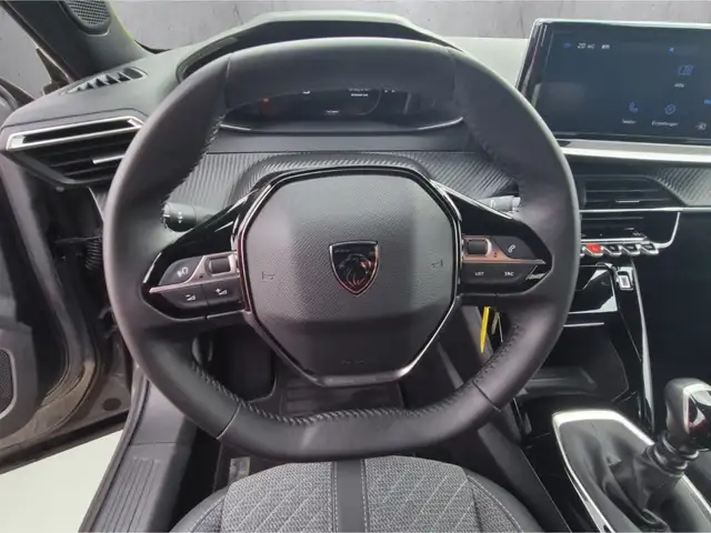 Peugeot 2008 view 10