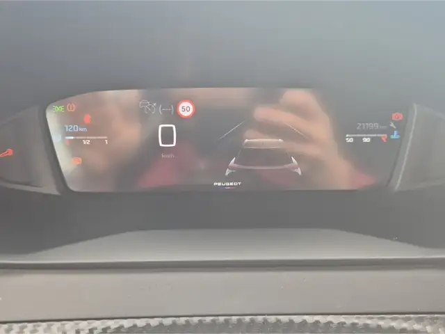 Peugeot 2008 view 15