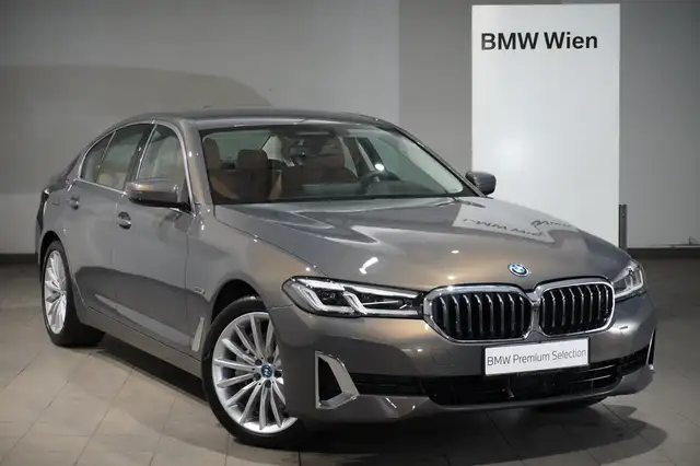 BMW 545 e xDrive