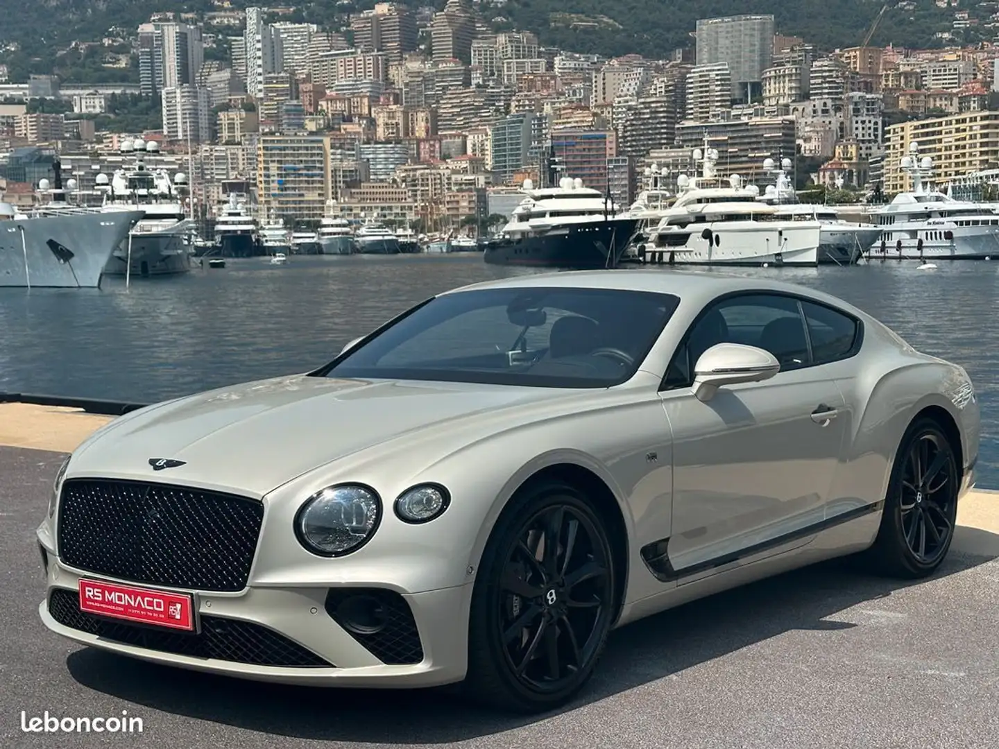 Bentley Continental GT iii 6.0 w12 635 first edition Wit - 1