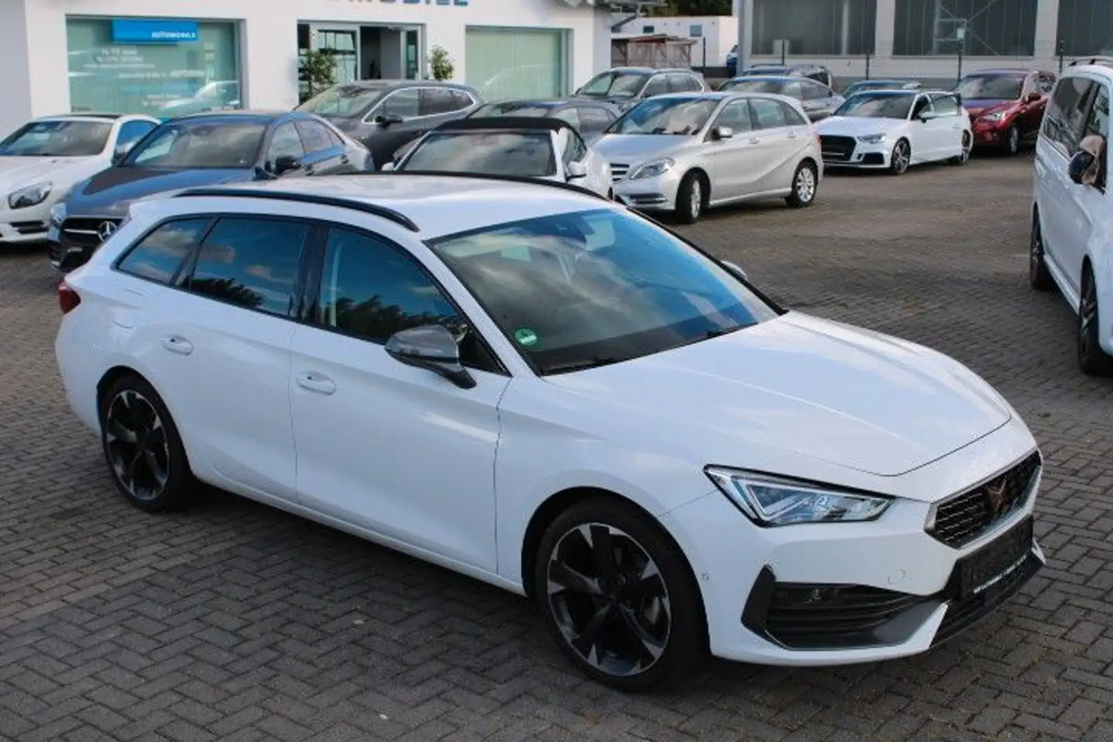 CUPRA Leon Cupra Leder,Navi,AHK,DSG,LED,Sportsitz Weiß - 2