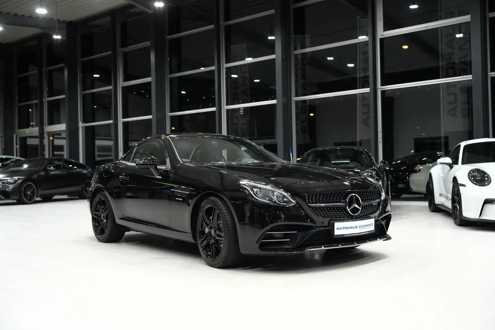 Mercedes-Benz SLC 43 AMG Roadster*SPORT-FAHRWERK*NAPPA*PANO* Schwarz - 2