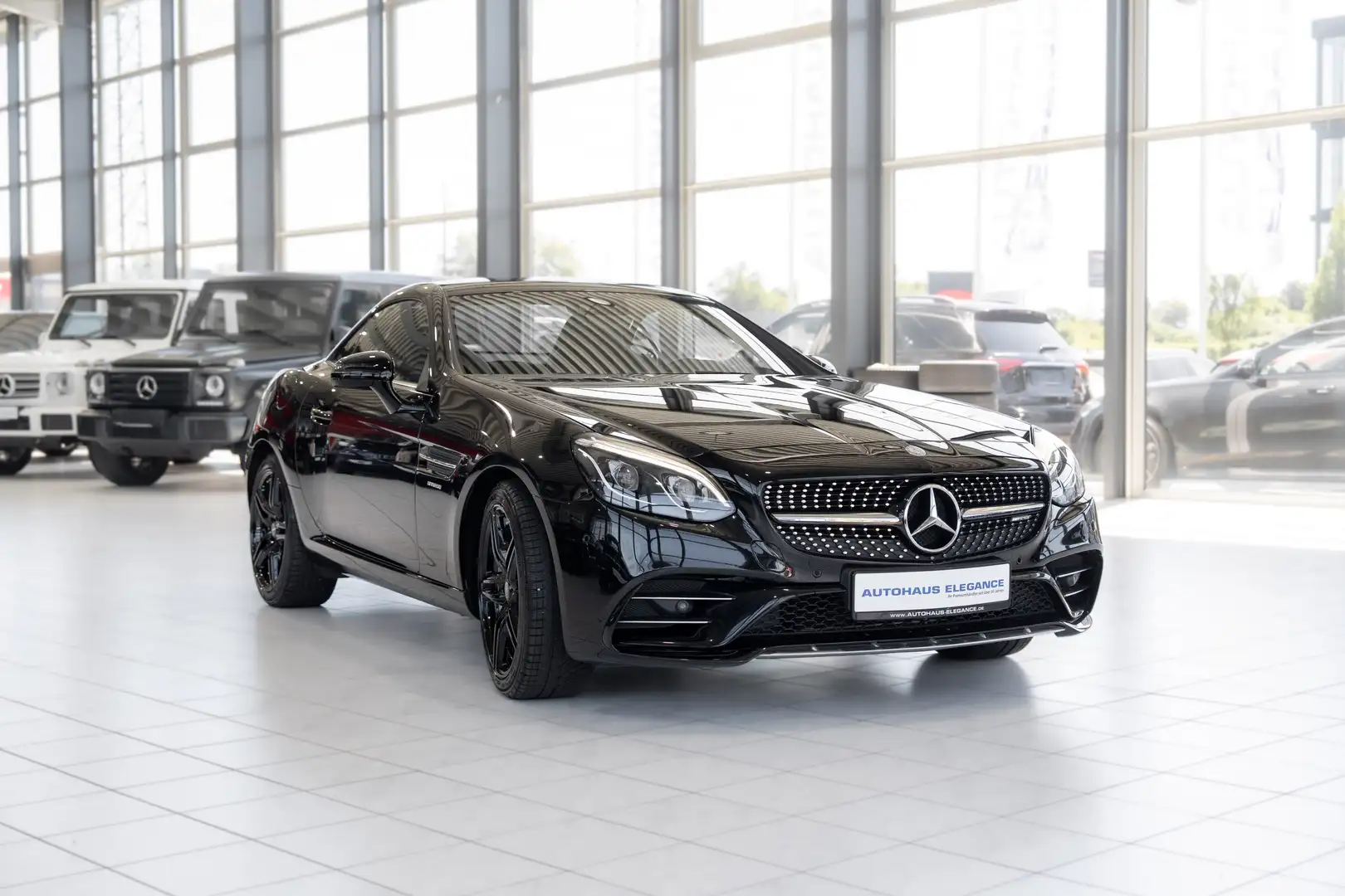 Mercedes-Benz SLC 43 AMG Roadster*SPORT-FAHRWERK*NAPPA*PANO* Noir - 2