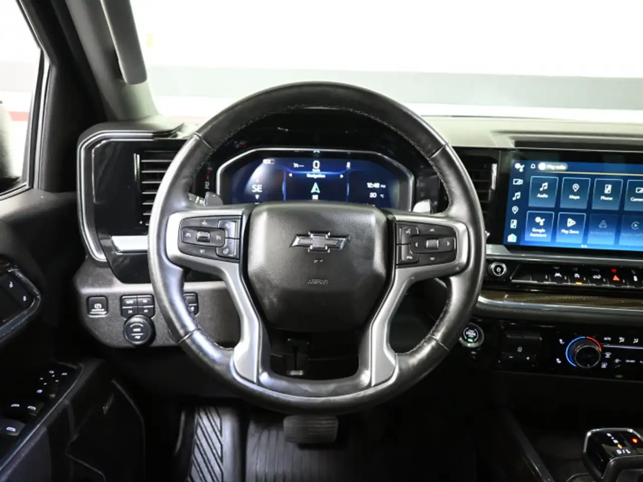 Chevrolet Silverado 1500 снимка Chevrolet Silverado 1500
