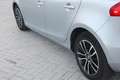 Volvo V40 1.6 T4 Momentum | Rear View Cam. | Keyless | Trekh Gris - thumbnail 12