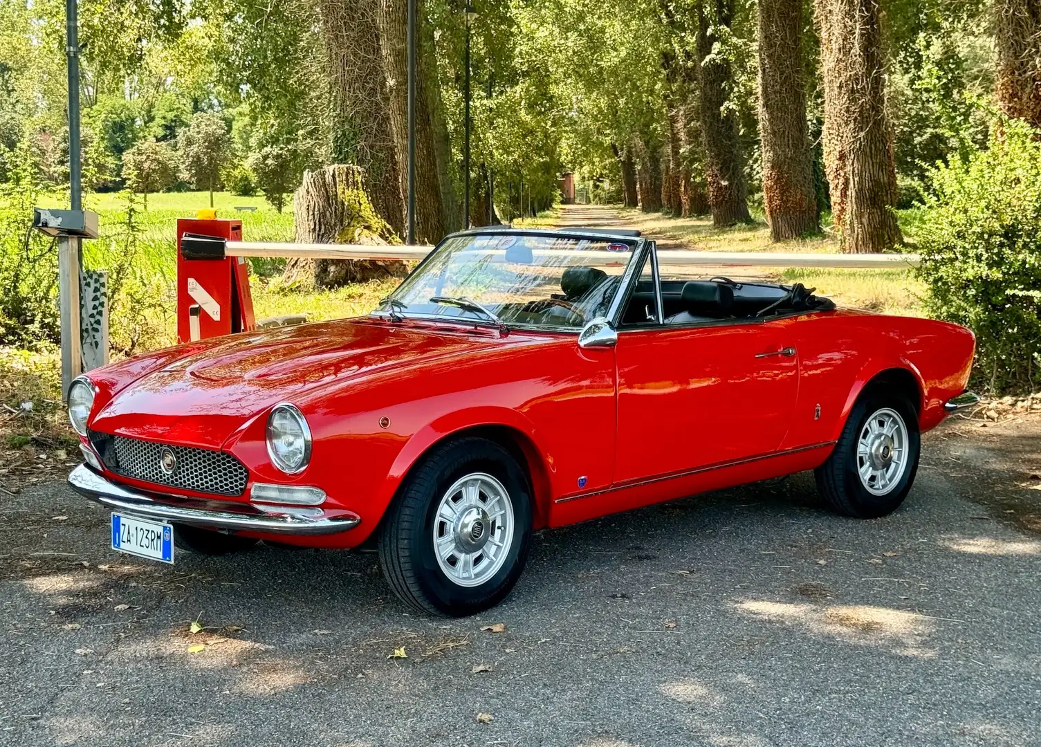 Fiat 124 Spider 1600 Naranja - 1