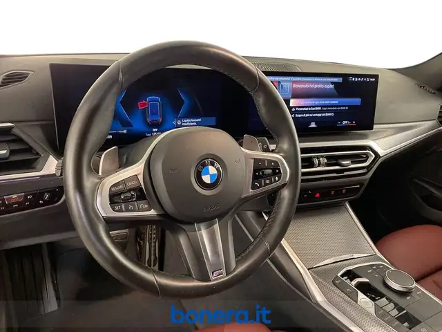 BMW 3 Series view 16