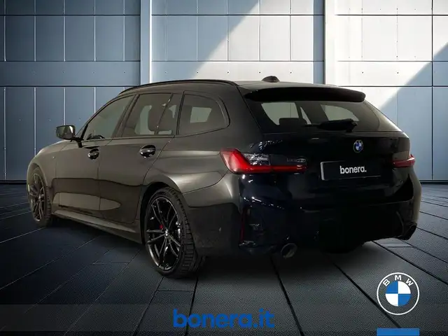 BMW 3 Series view 8