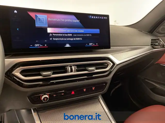 BMW 3 Series view 22