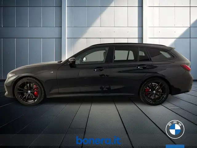 BMW 3 Series view 9