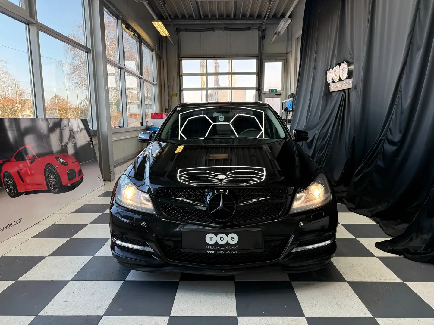 Mercedes-Benz C 250 C 250 CDI BlueEfficiency 4Matic (204.082) Schwarz - 2