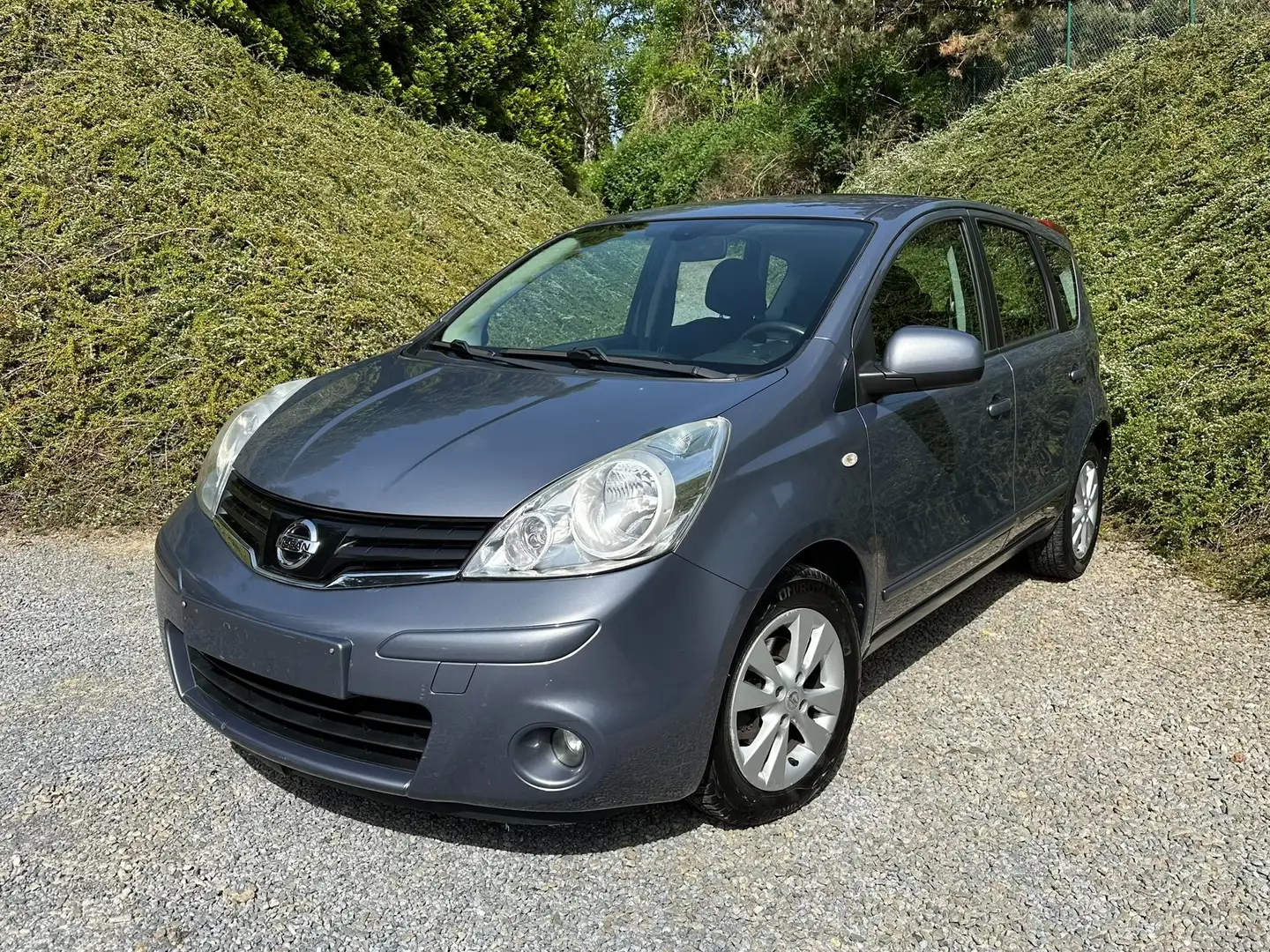 Nissan Note 1.4i Connect /CT Vert / Navi. /Bluetooth / Gris - 1