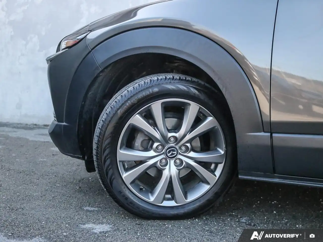 Mazda CX-30 photo Mazda CX-30