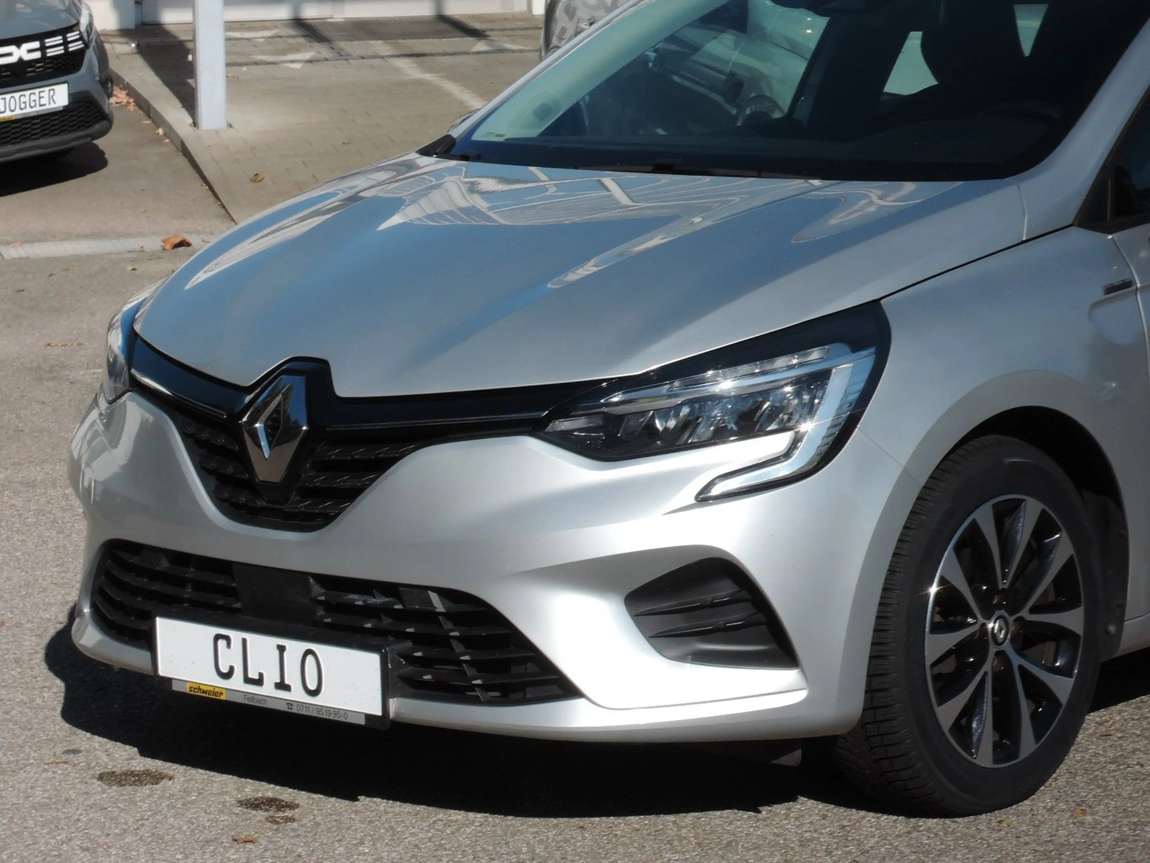 Renault Clio TCe 90 Equilibre  5-türig GJR,SHZ,Parkhilfe — photo 3
