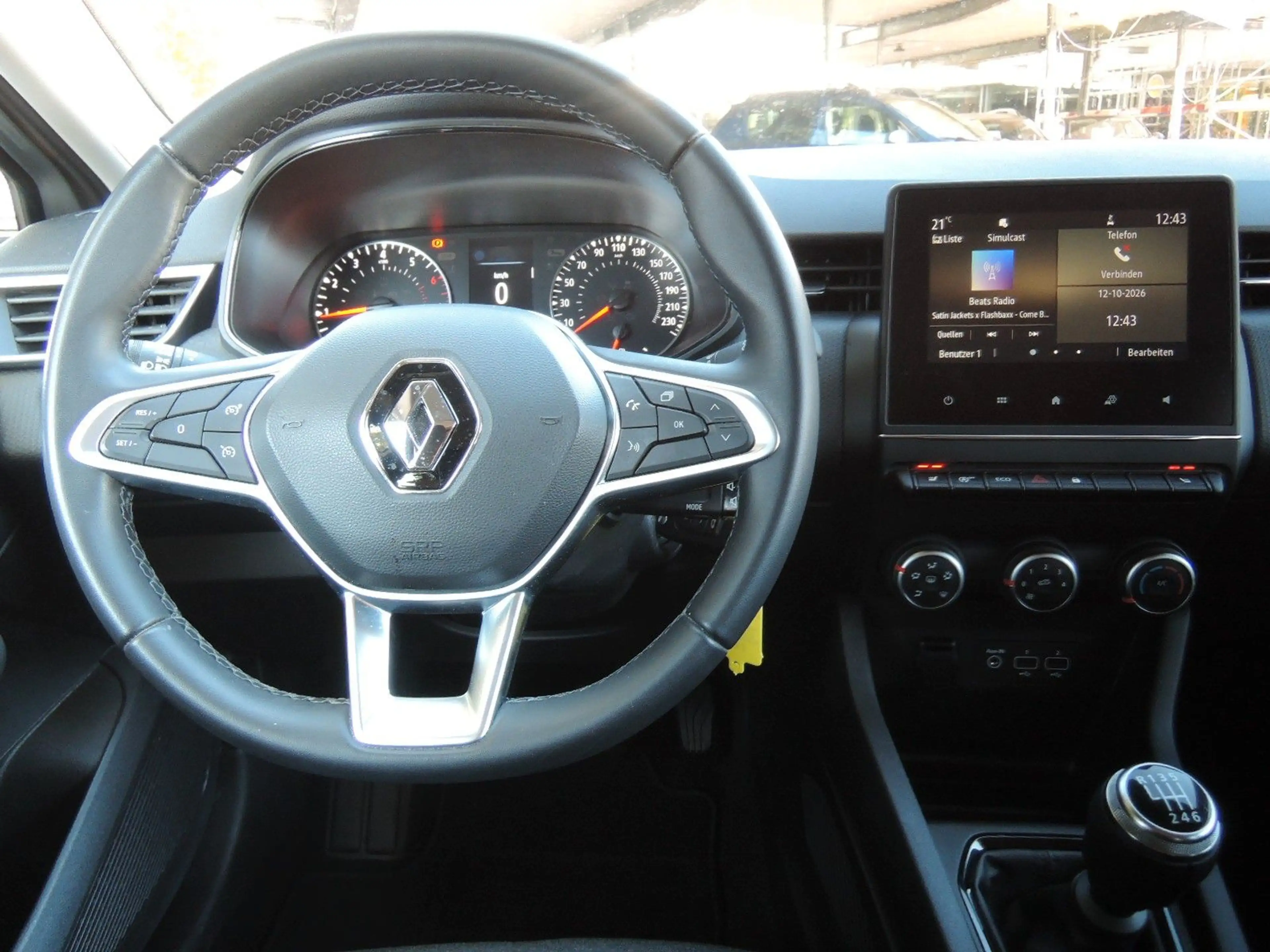 Renault Clio TCe 90 Equilibre  5-türig GJR,SHZ,Parkhilfe — photo 13