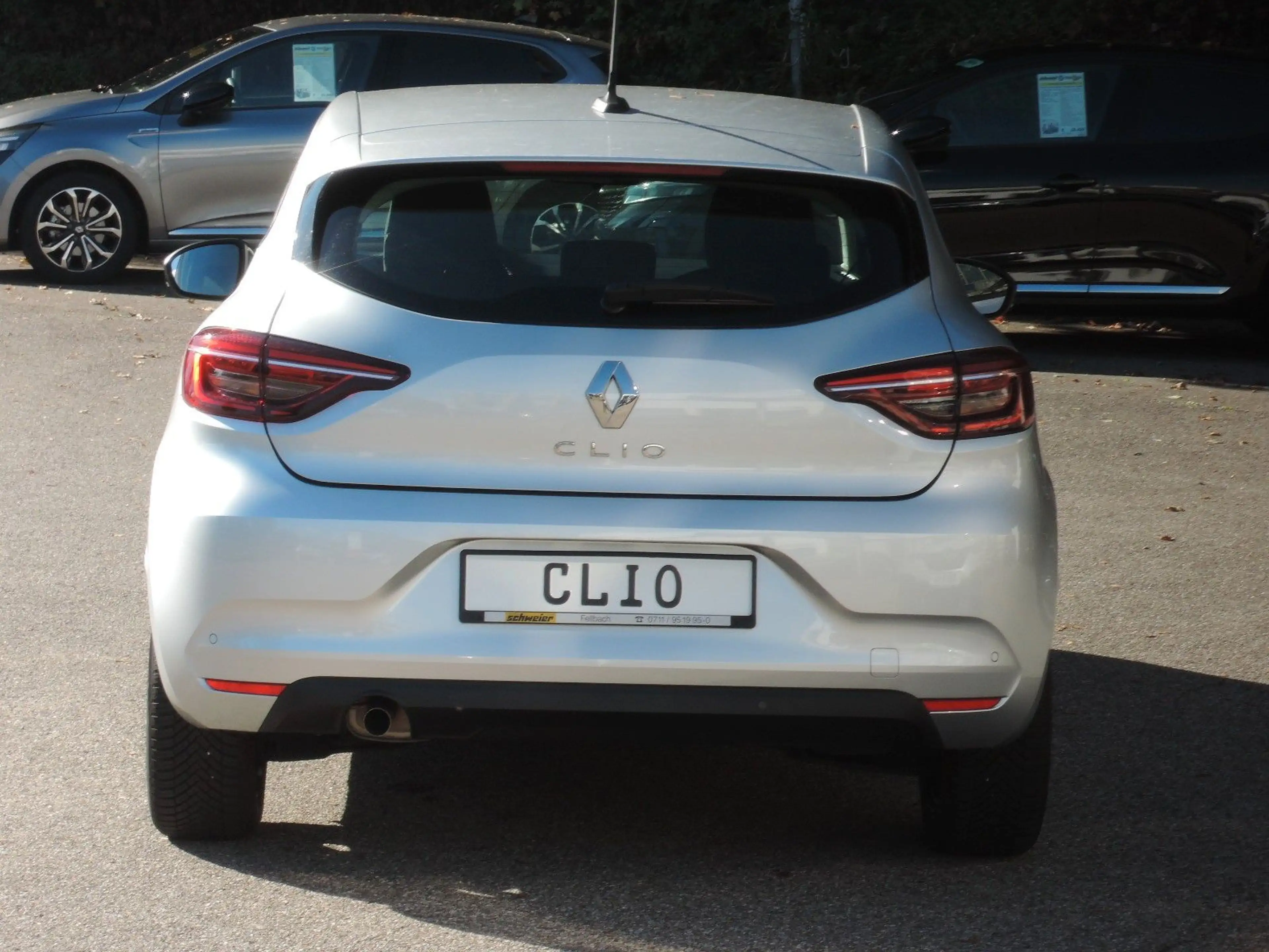 Renault Clio TCe 90 Equilibre  5-türig GJR,SHZ,Parkhilfe — photo 7