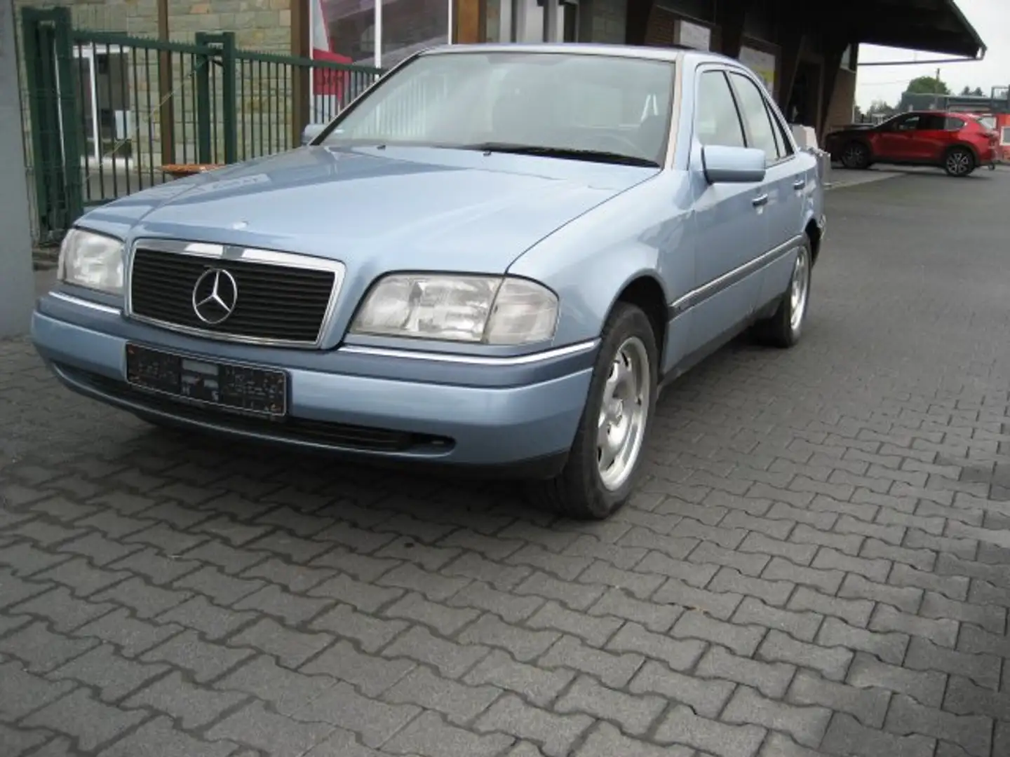 Mercedes-Benz C 220 Elegance Blauw - 1