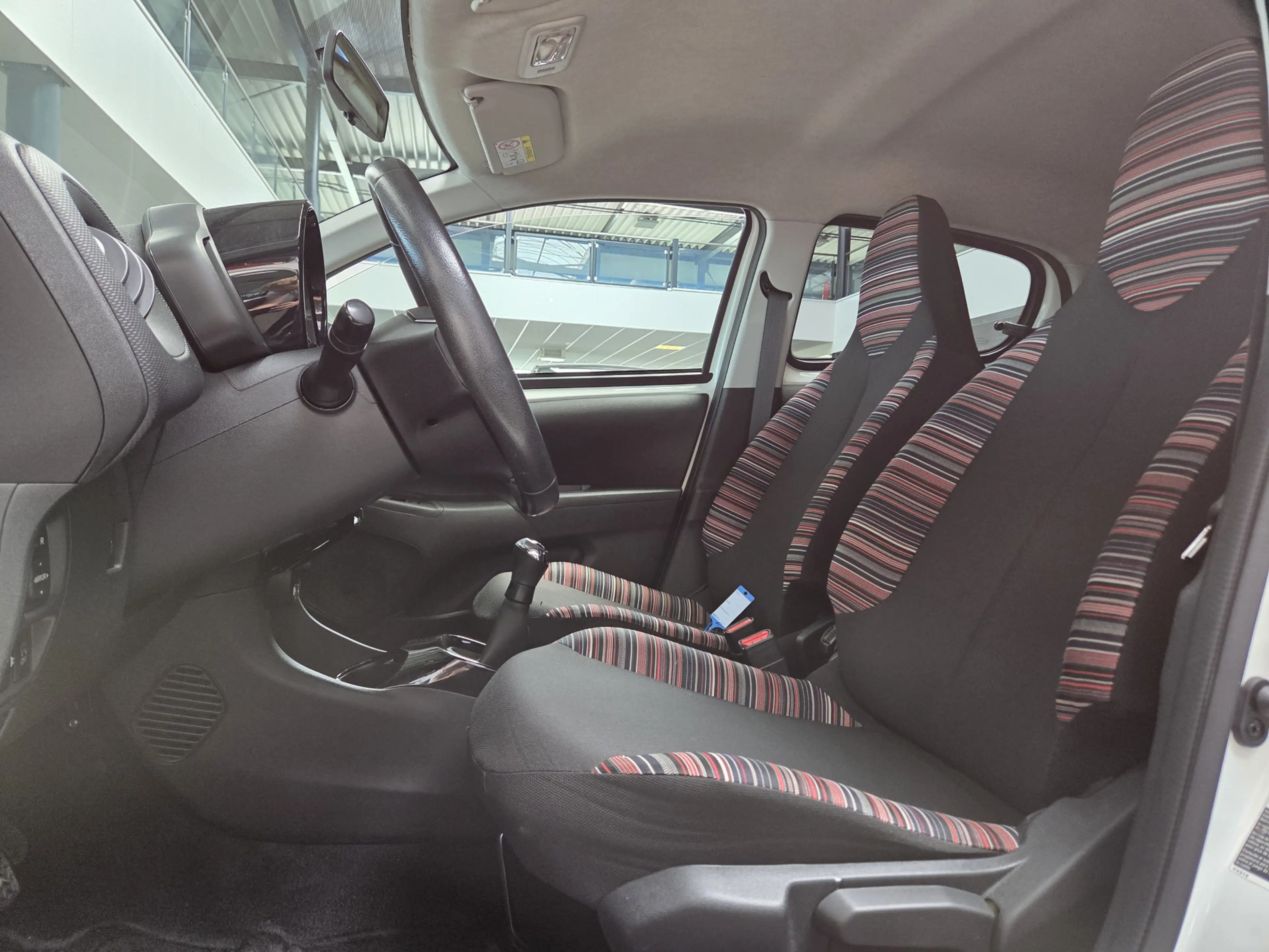 Citroen C1 1.0 VTi Feel — photo 12