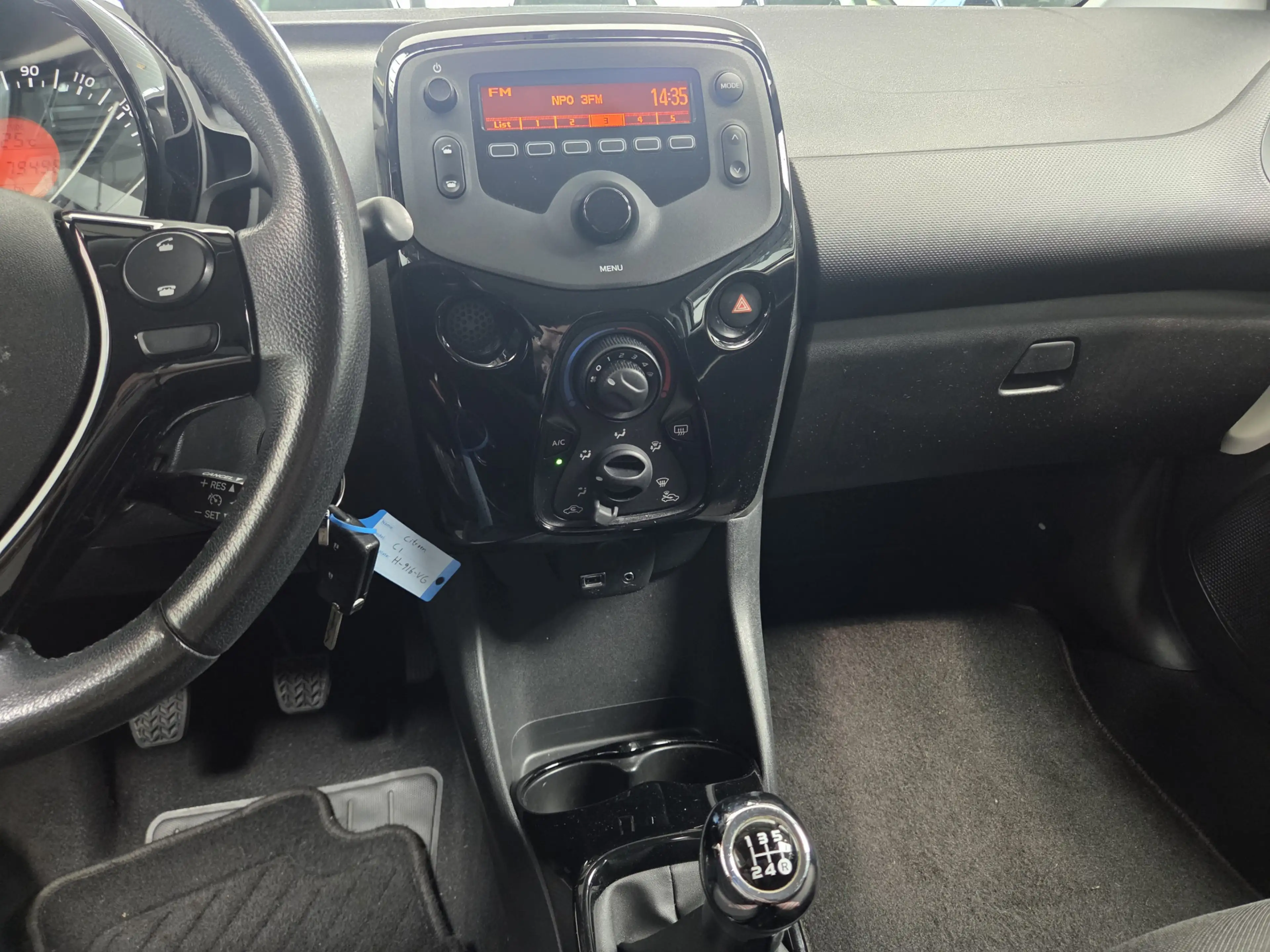 Citroen C1 1.0 VTi Feel — photo 28