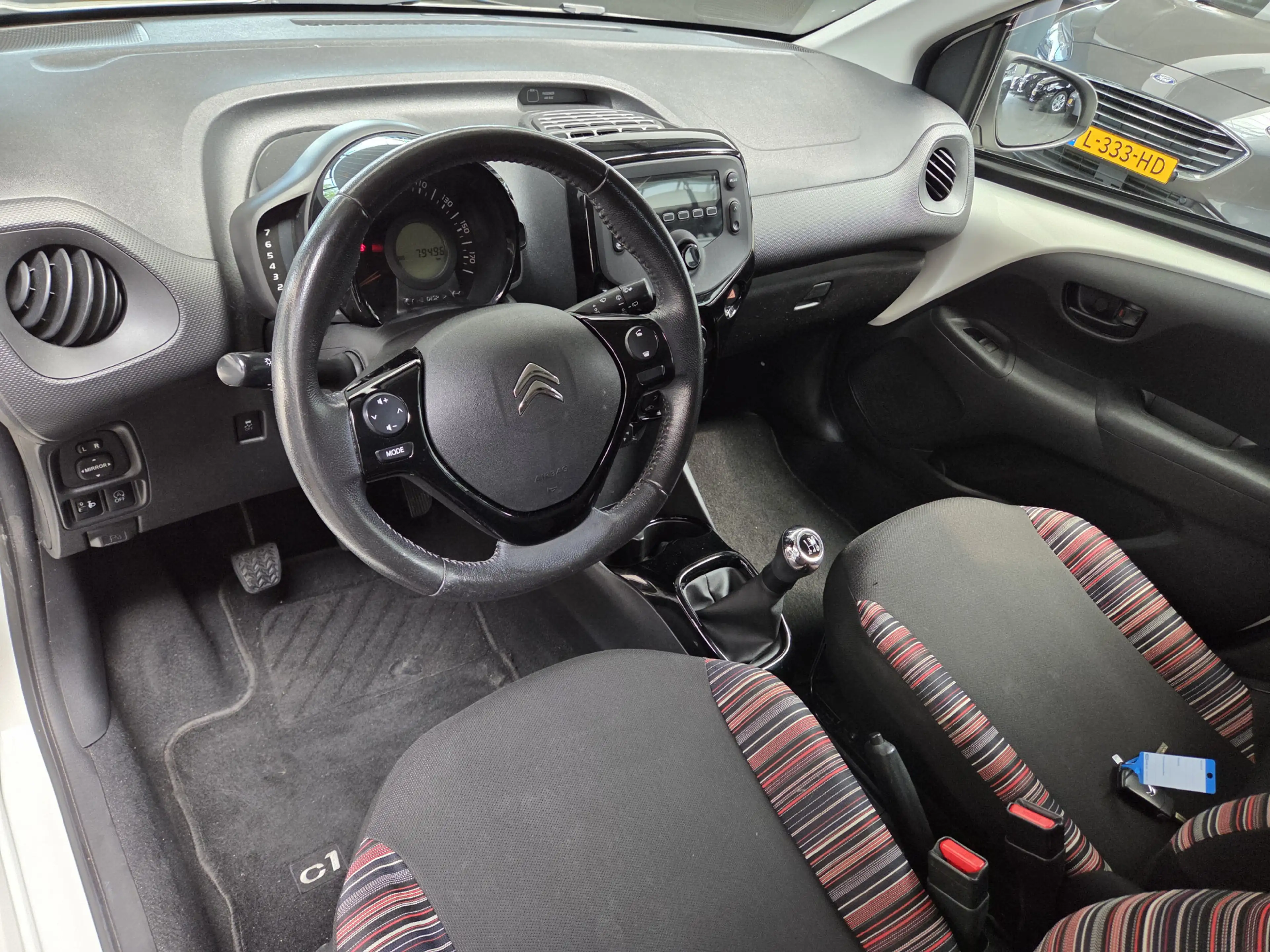 Citroen C1 1.0 VTi Feel — photo 13