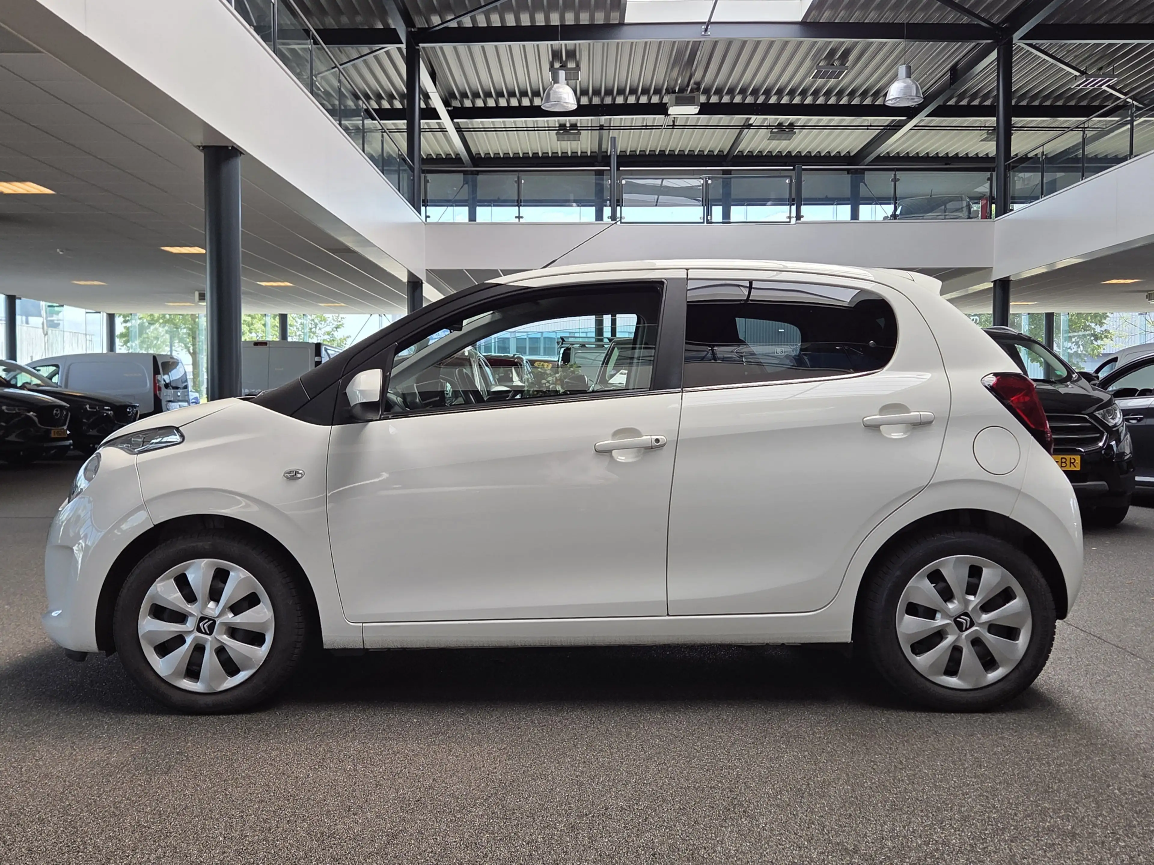 Citroen C1 1.0 VTi Feel — photo 2