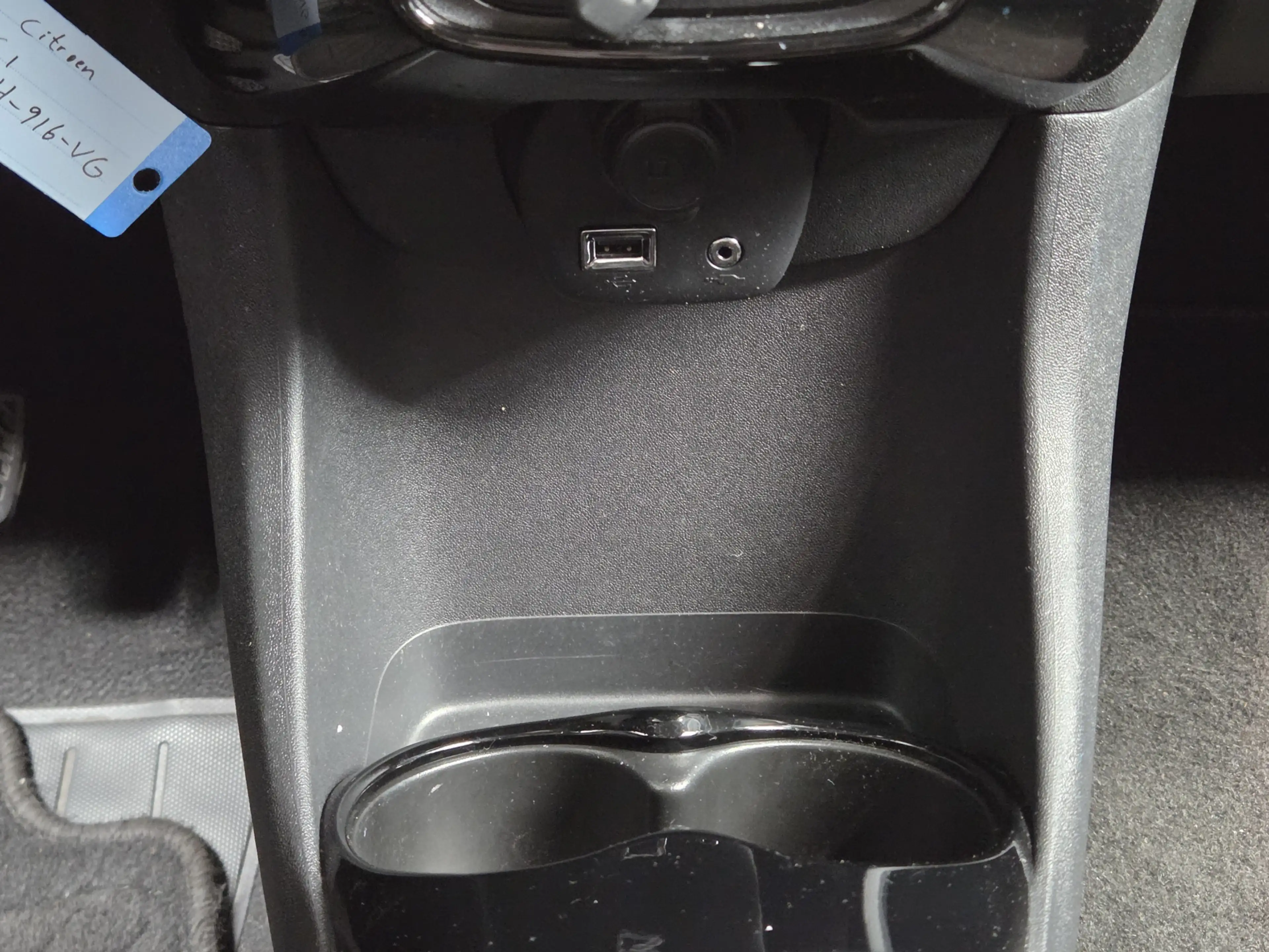 Citroen C1 1.0 VTi Feel — photo 31
