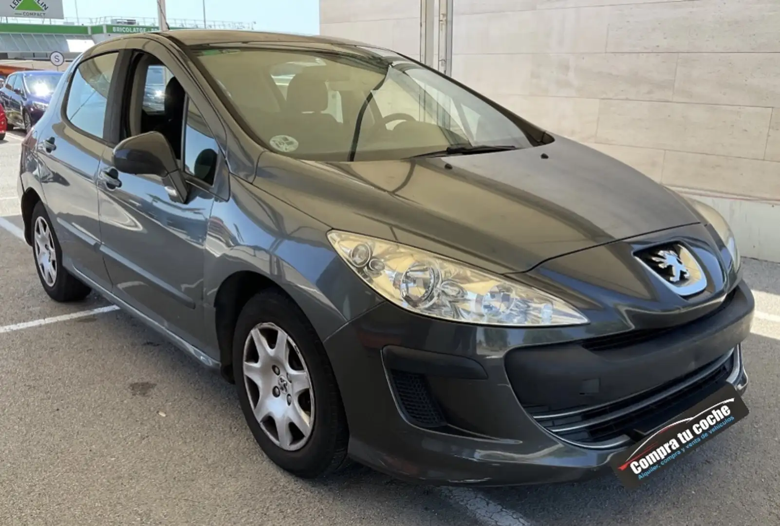 Peugeot 308 1.6HDI Confort Grau - 2