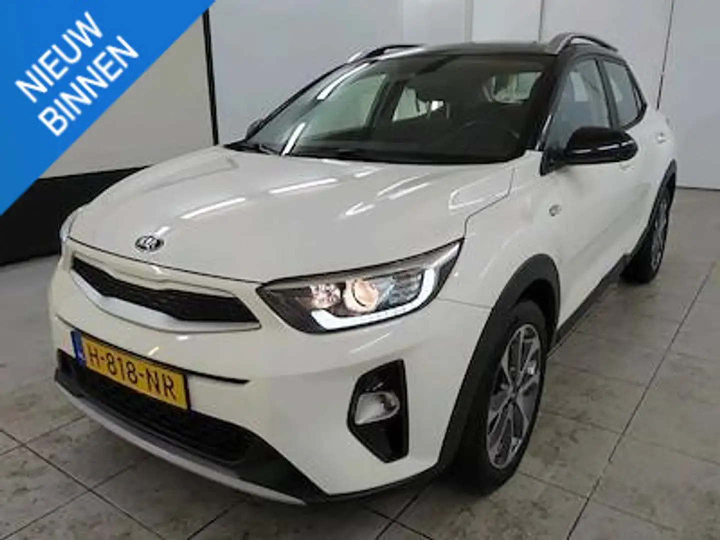Kia Stonic 1.0 T-GDI DYNAMICLINE I ACHTERUITRIJCAMERA I CRUIS Fehér - 1