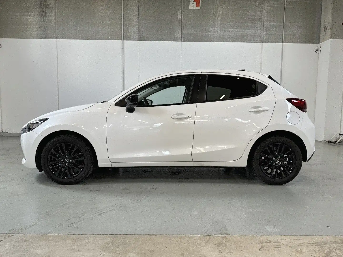 Mazda 2 1.5 e-Skyactiv-G M Hybrid 90cv Homura Weiß - 2