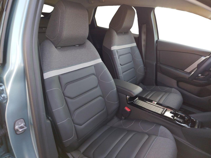 Citroen C4 Shine 1.2 12V e-THP / PureTech Metallic — photo 9