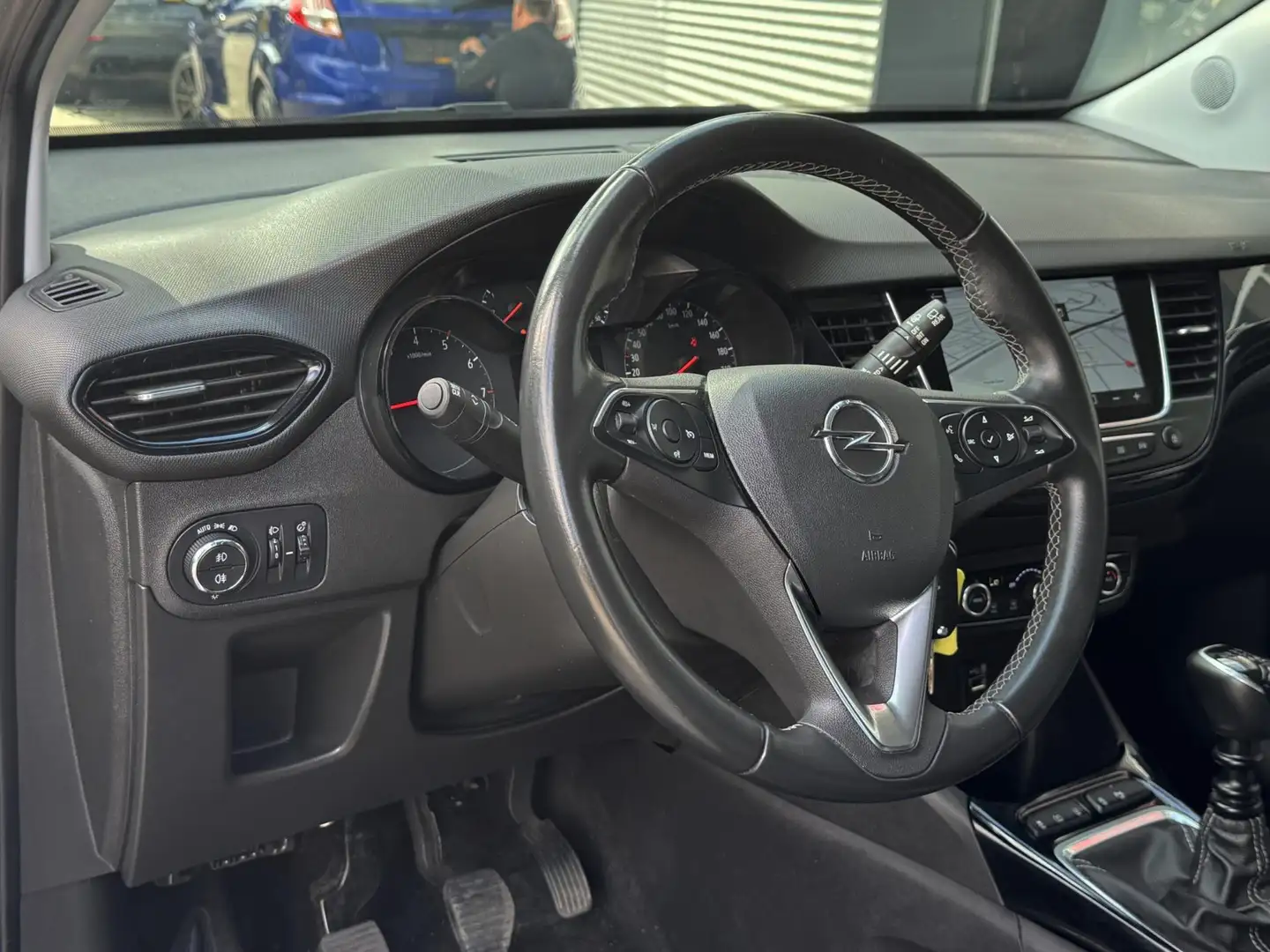 Opel Crossland X 1.2 Turbo 120 Jaar Edition - Navigatie / Apple Car Grijs - 2