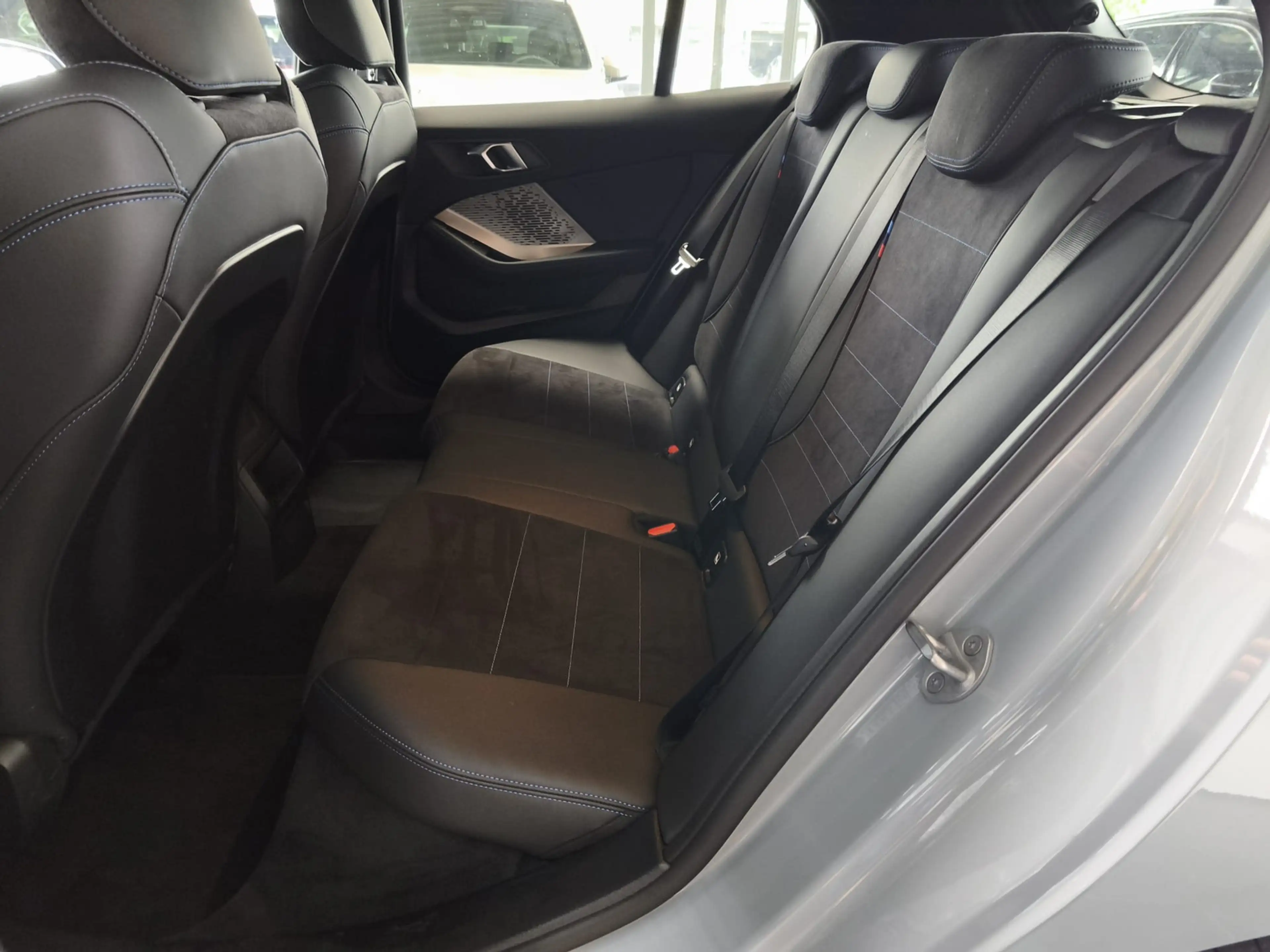 BMW 120 i M Sport PANO/Dr.As+/19"/ACC — photo 15