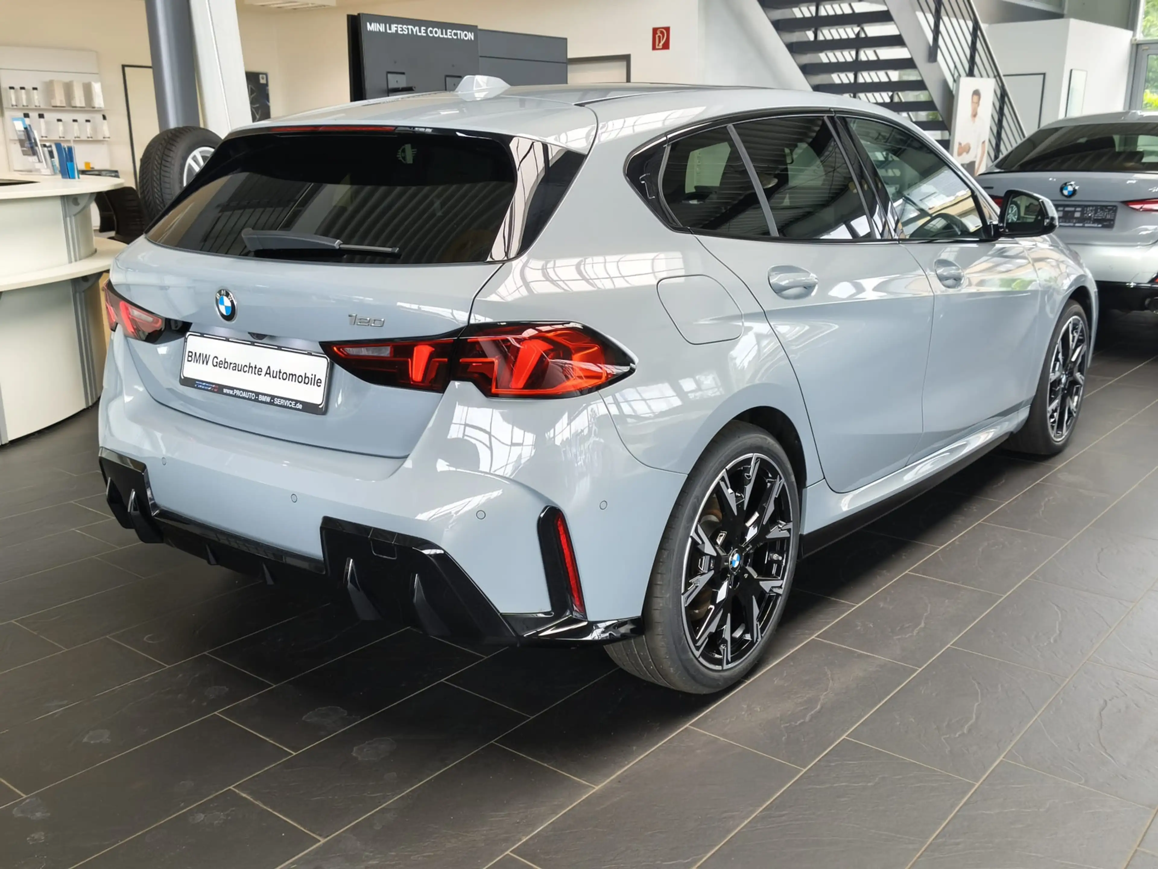 BMW 120 i M Sport PANO/Dr.As+/19"/ACC — photo 4