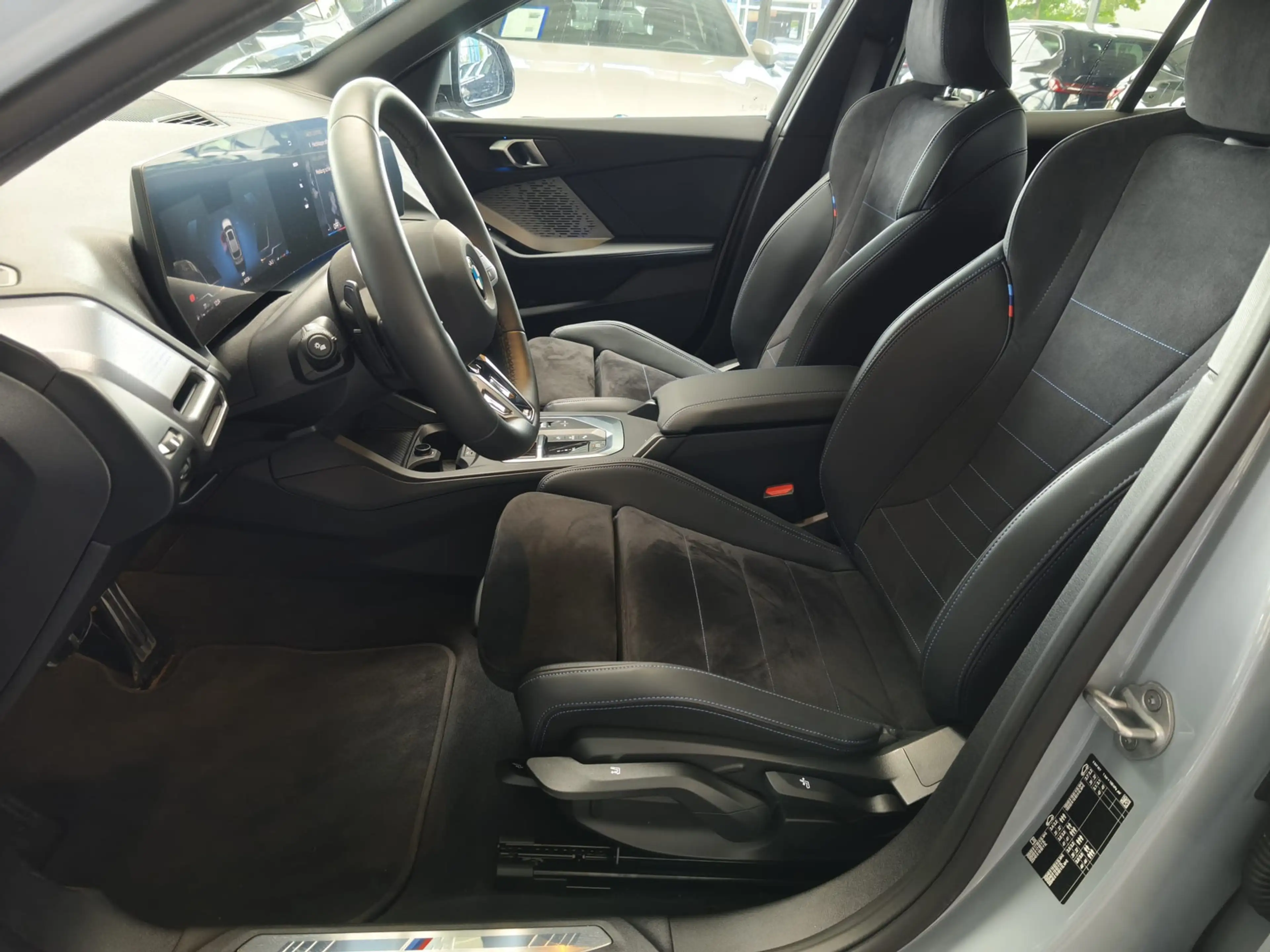 BMW 120 i M Sport PANO/Dr.As+/19"/ACC — photo 8