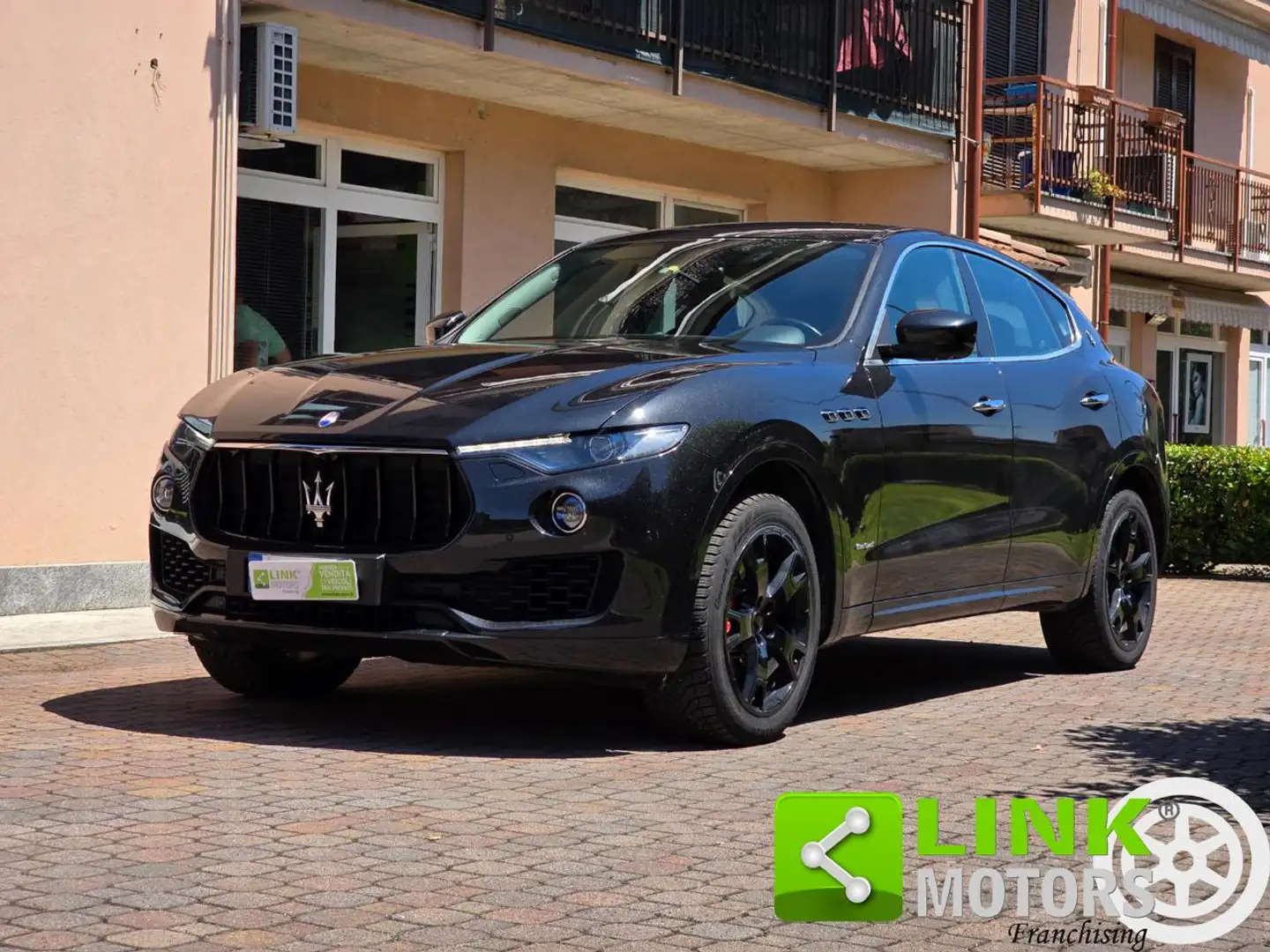 Maserati Levante 3.0 V6 250 CV AWD Automatic Gransport Negro - 1