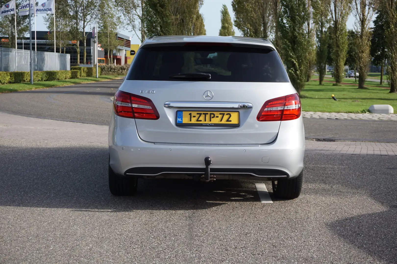 Mercedes-Benz B 180 AMBITION Style l Facelift uitvoering l Xenon l PTS Grey - 2