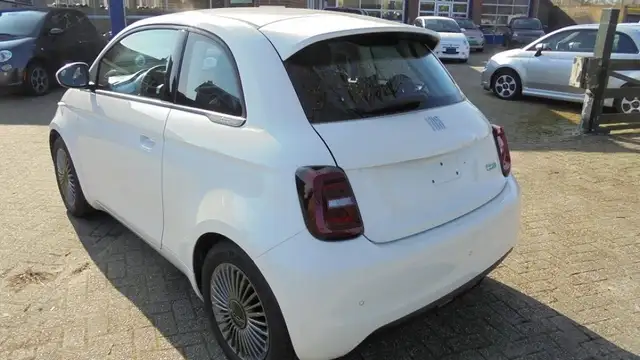 Fiat 500 view 7