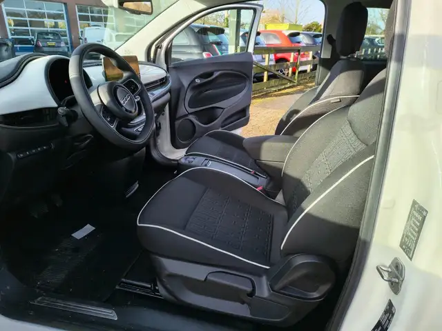 Fiat 500 view 8