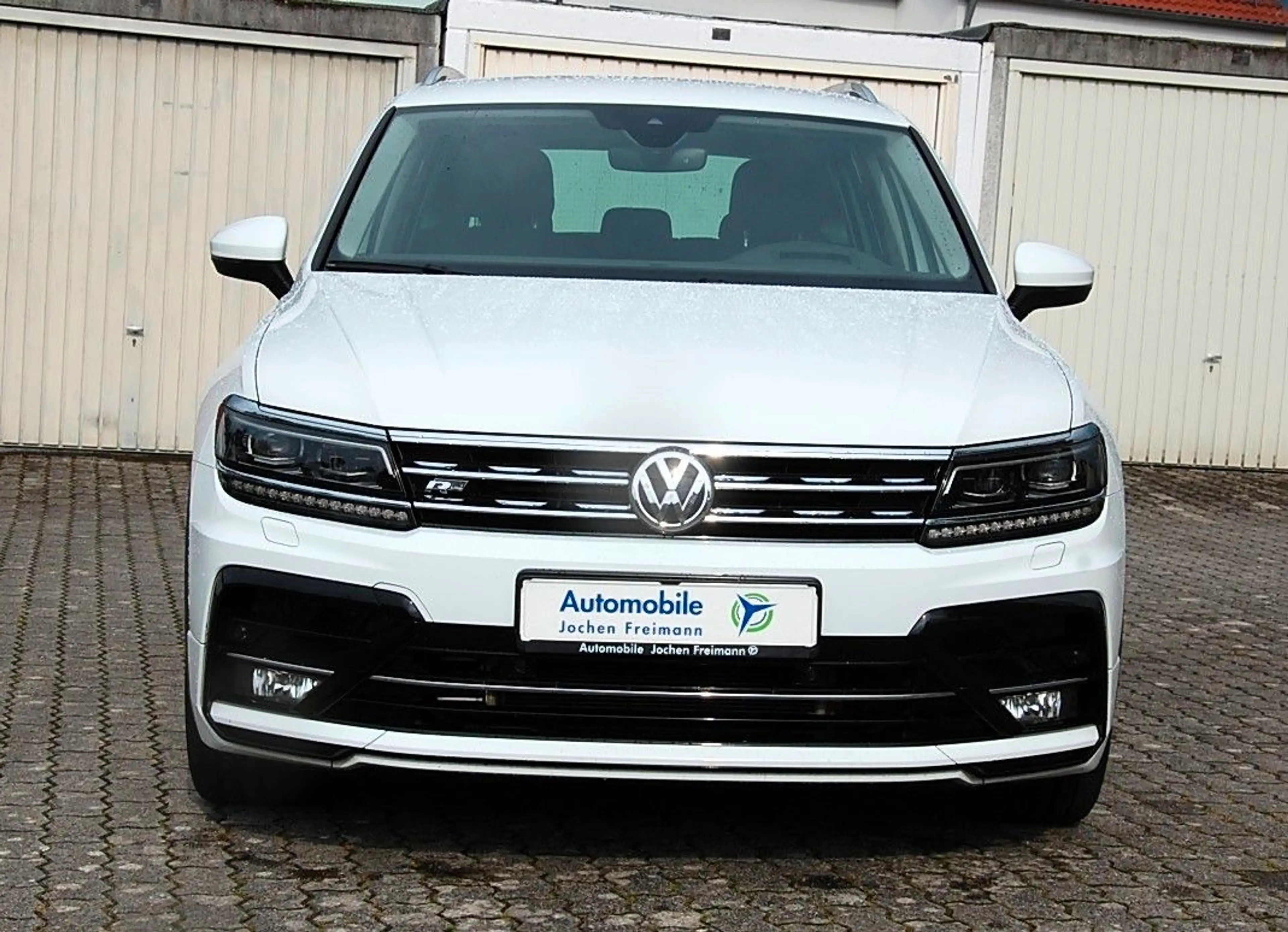 Volkswagen Tiguan 2.0 TDI 4Motion R Line Kamera Virtual ACC — photo 5