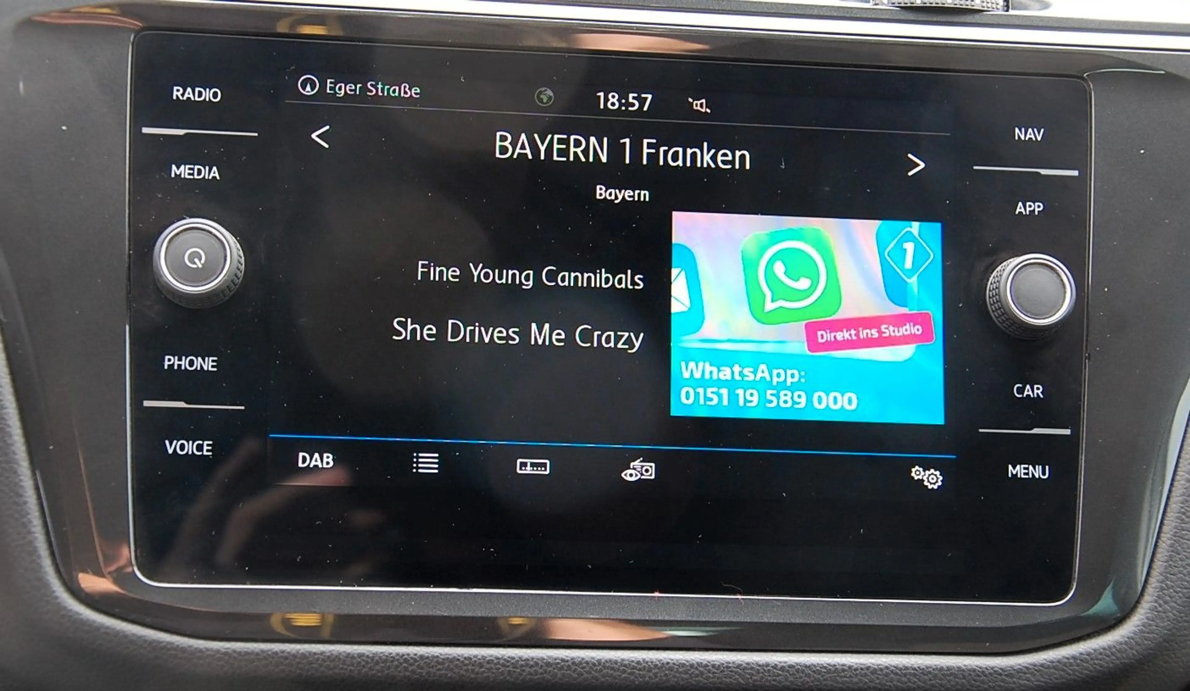 Volkswagen Tiguan 2.0 TDI 4Motion R Line Kamera Virtual ACC — photo 11