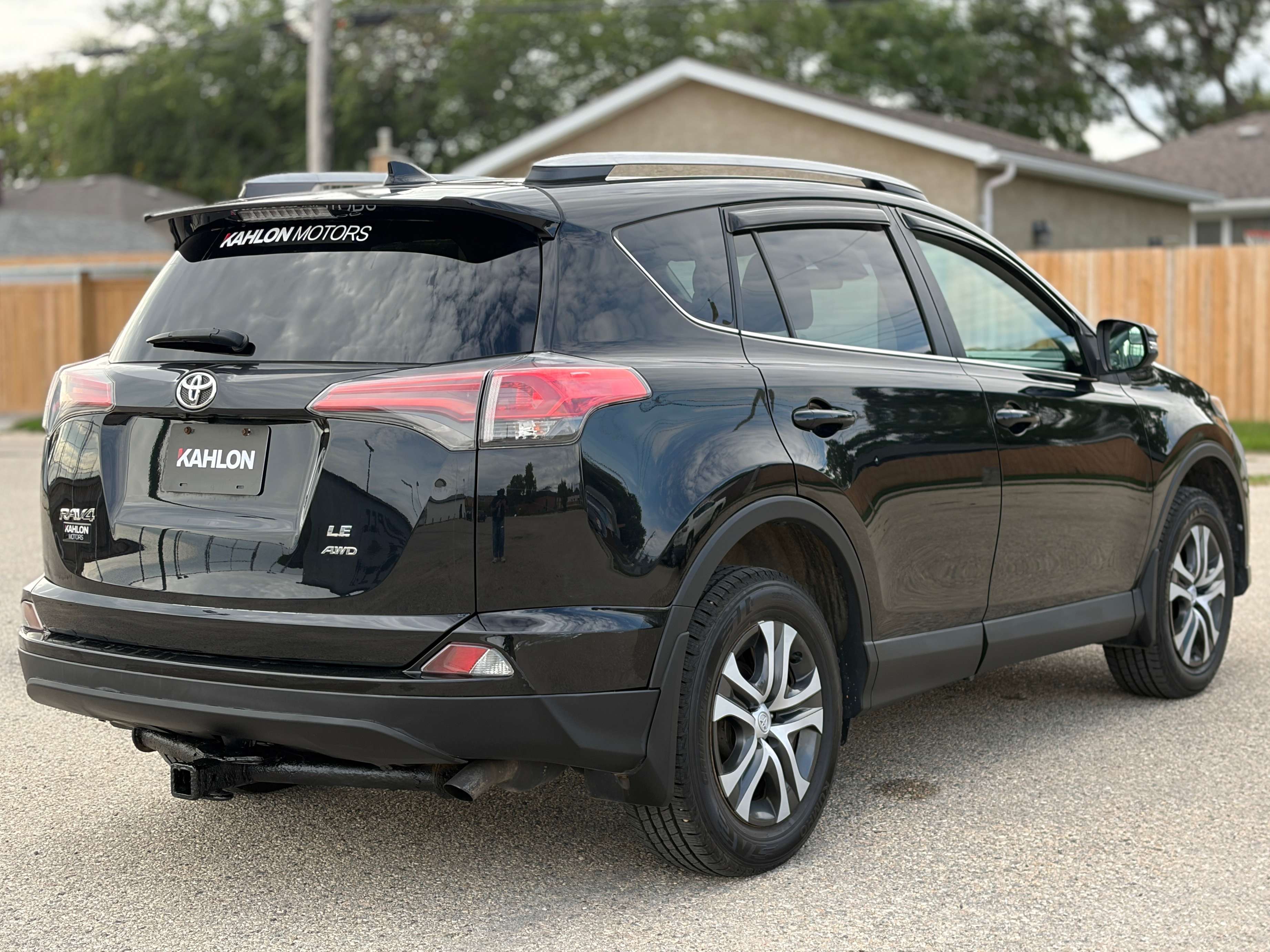 2017 Toyota RAV4 LE | AWD | Backup Camera — снимка 1