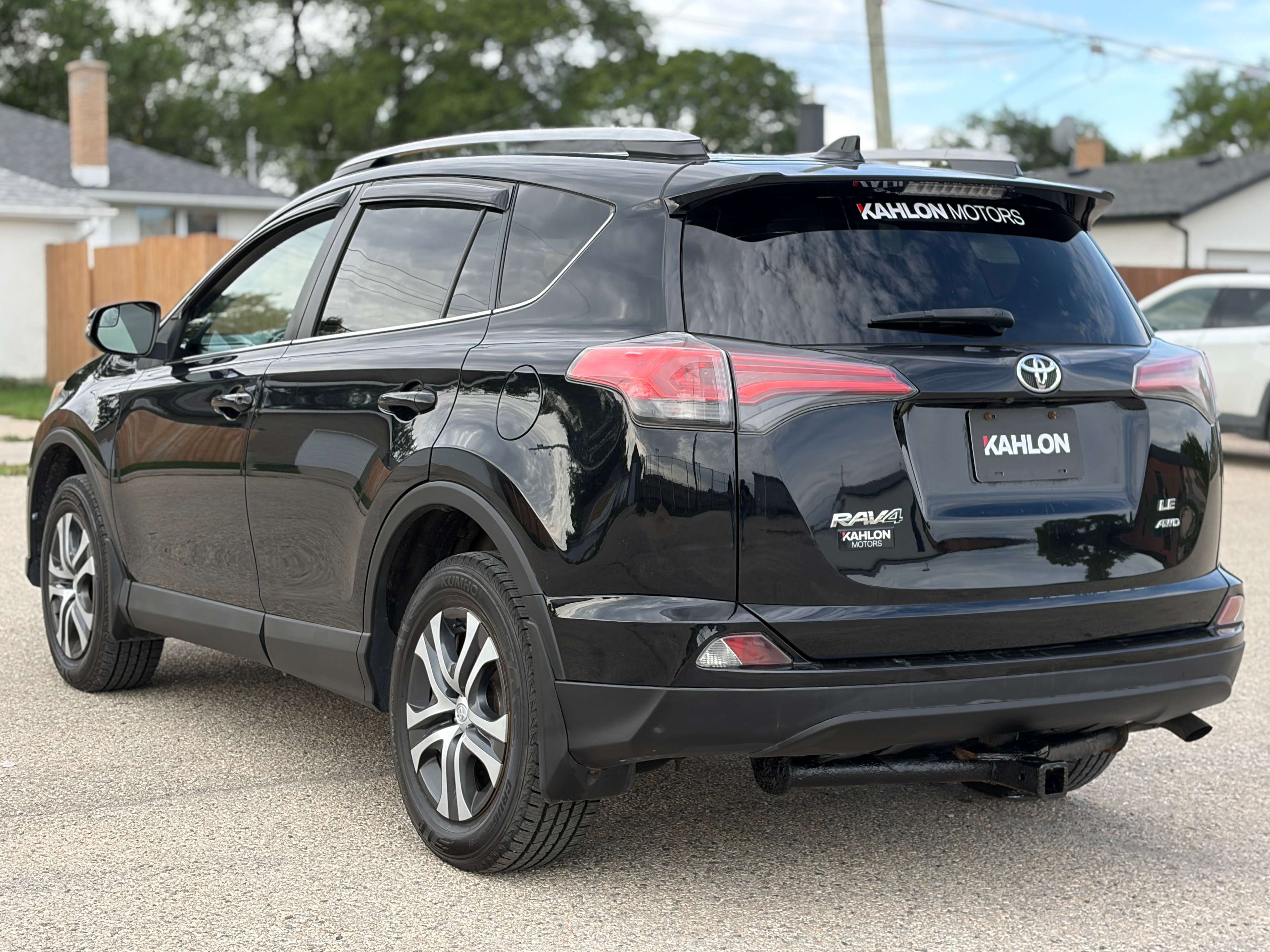 2017 Toyota RAV4 LE | AWD | Backup Camera — снимка 1