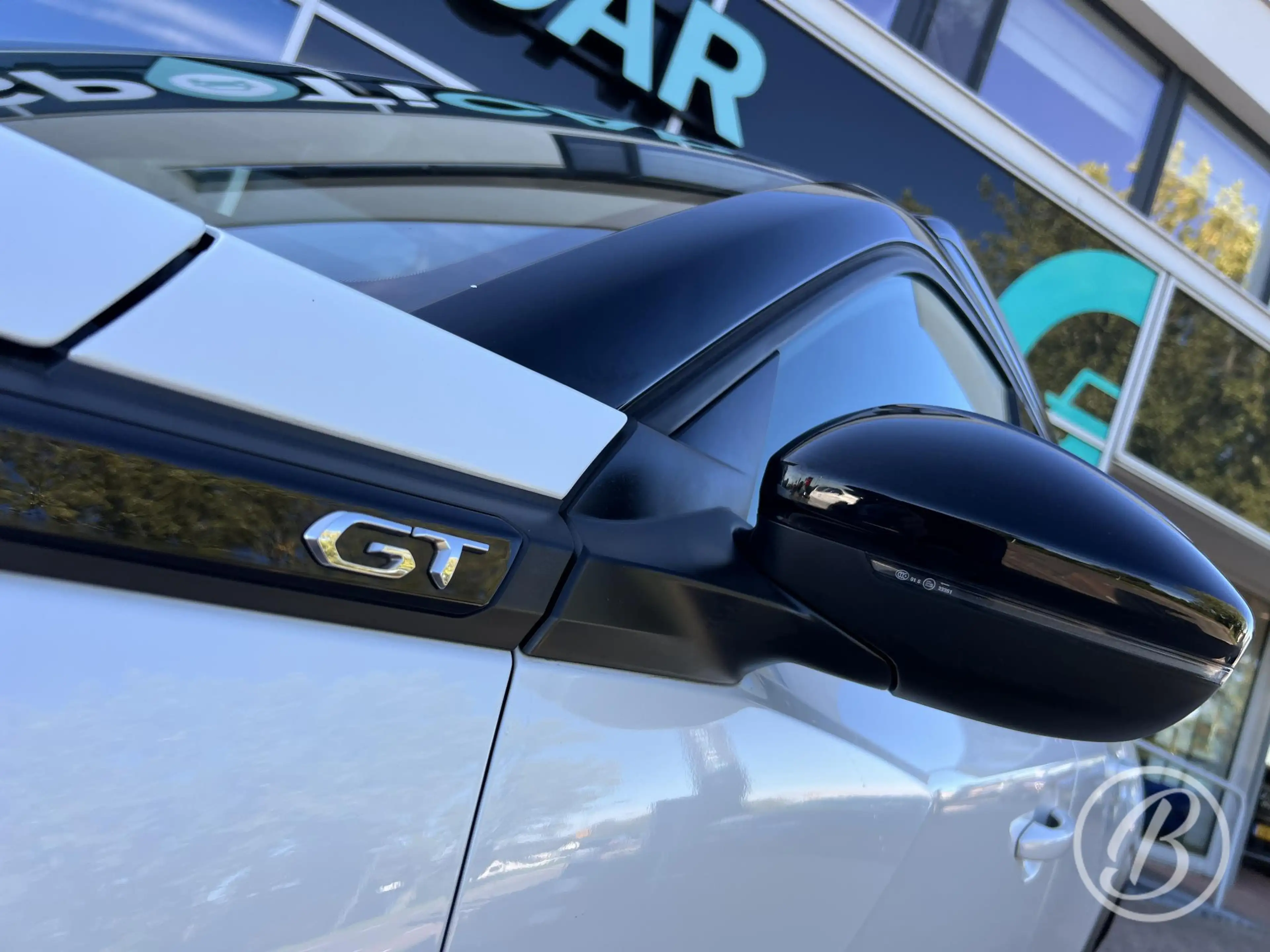 Peugeot 2008 1.2 Turbo 130 pk GT Pack | Panoramadak — photo 24
