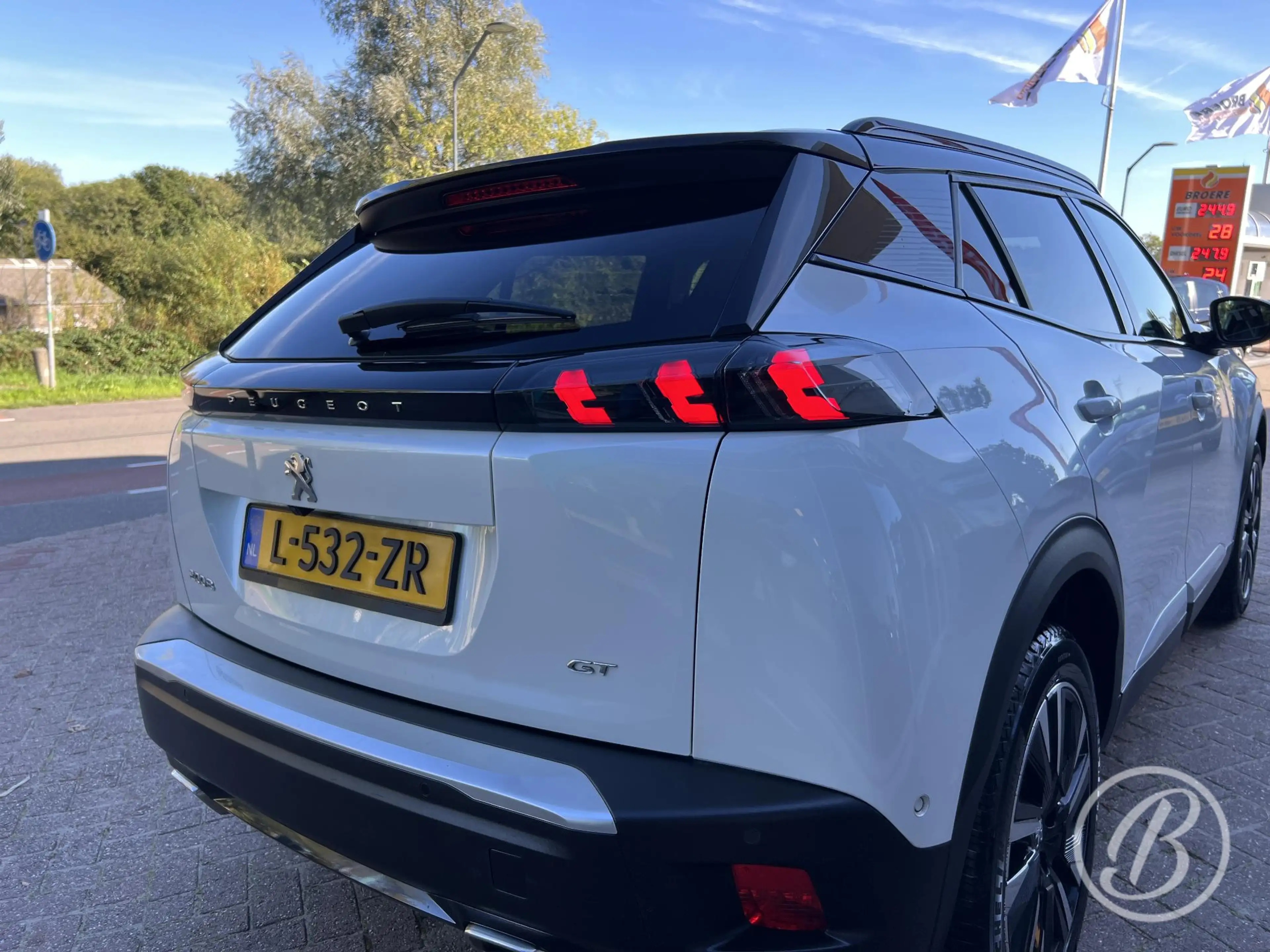 Peugeot 2008 1.2 Turbo 130 pk GT Pack | Panoramadak — photo 41