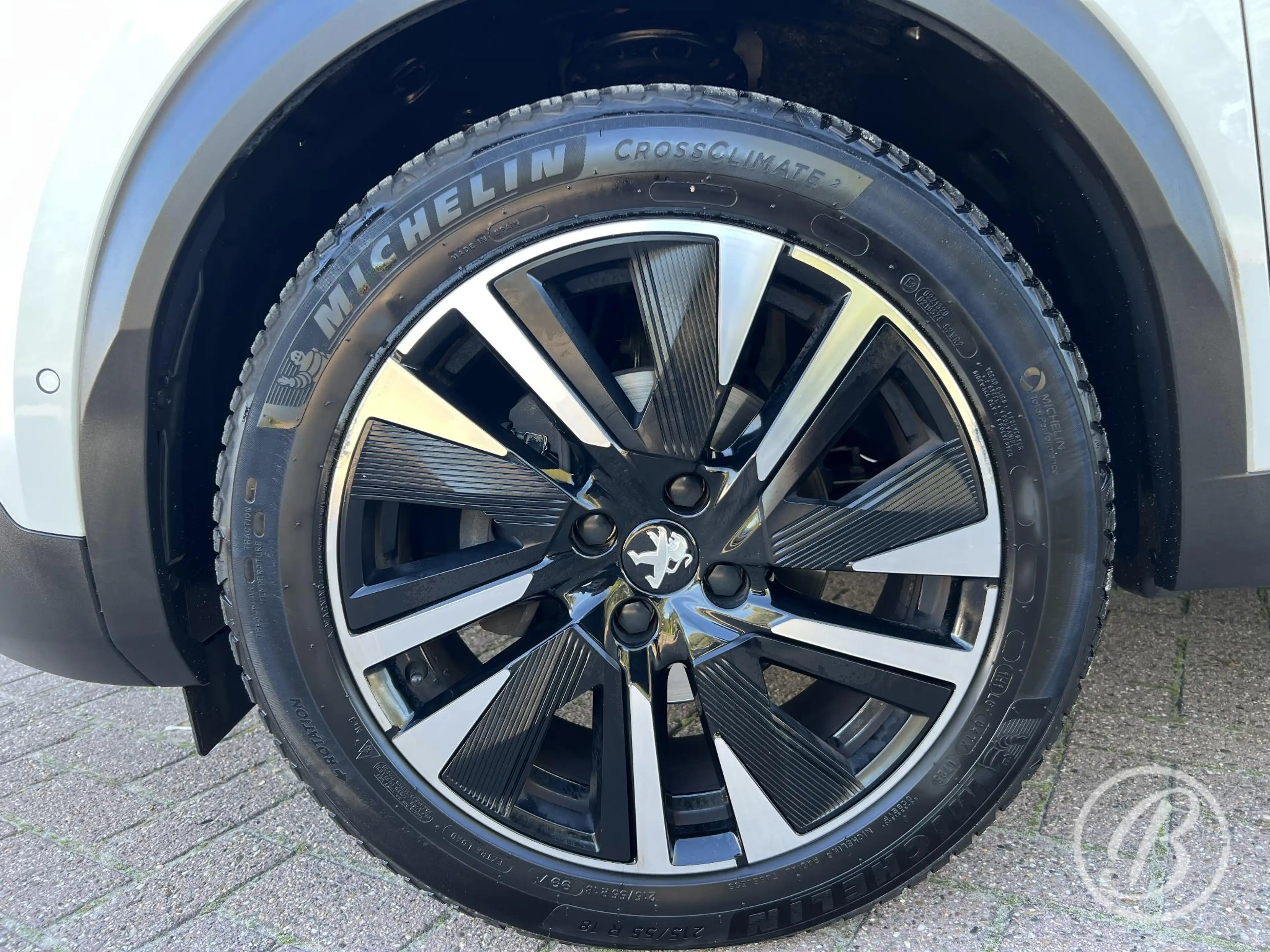 Peugeot 2008 1.2 Turbo 130 pk GT Pack | Panoramadak — photo 22