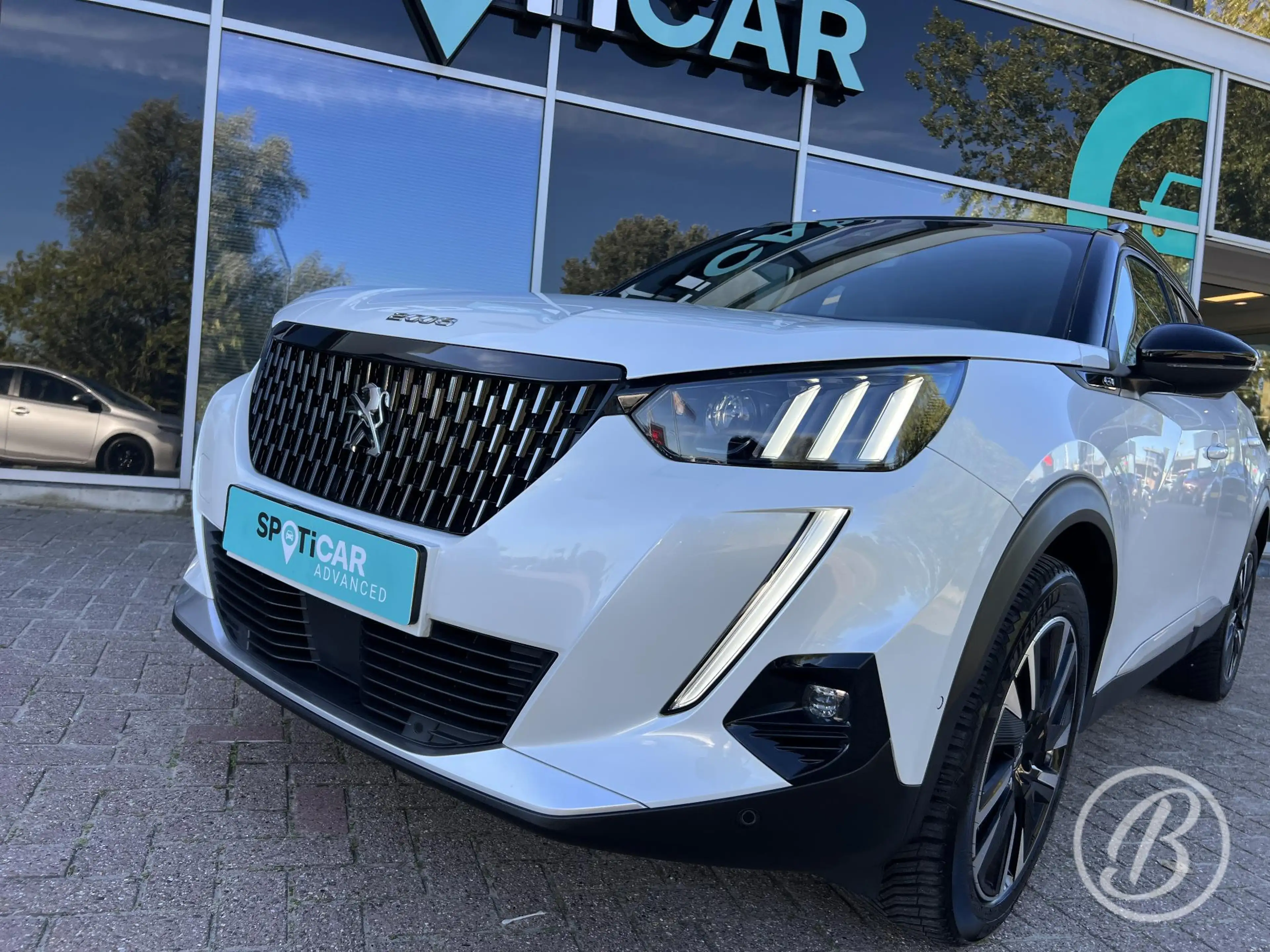 Peugeot 2008 1.2 Turbo 130 pk GT Pack | Panoramadak — photo 11