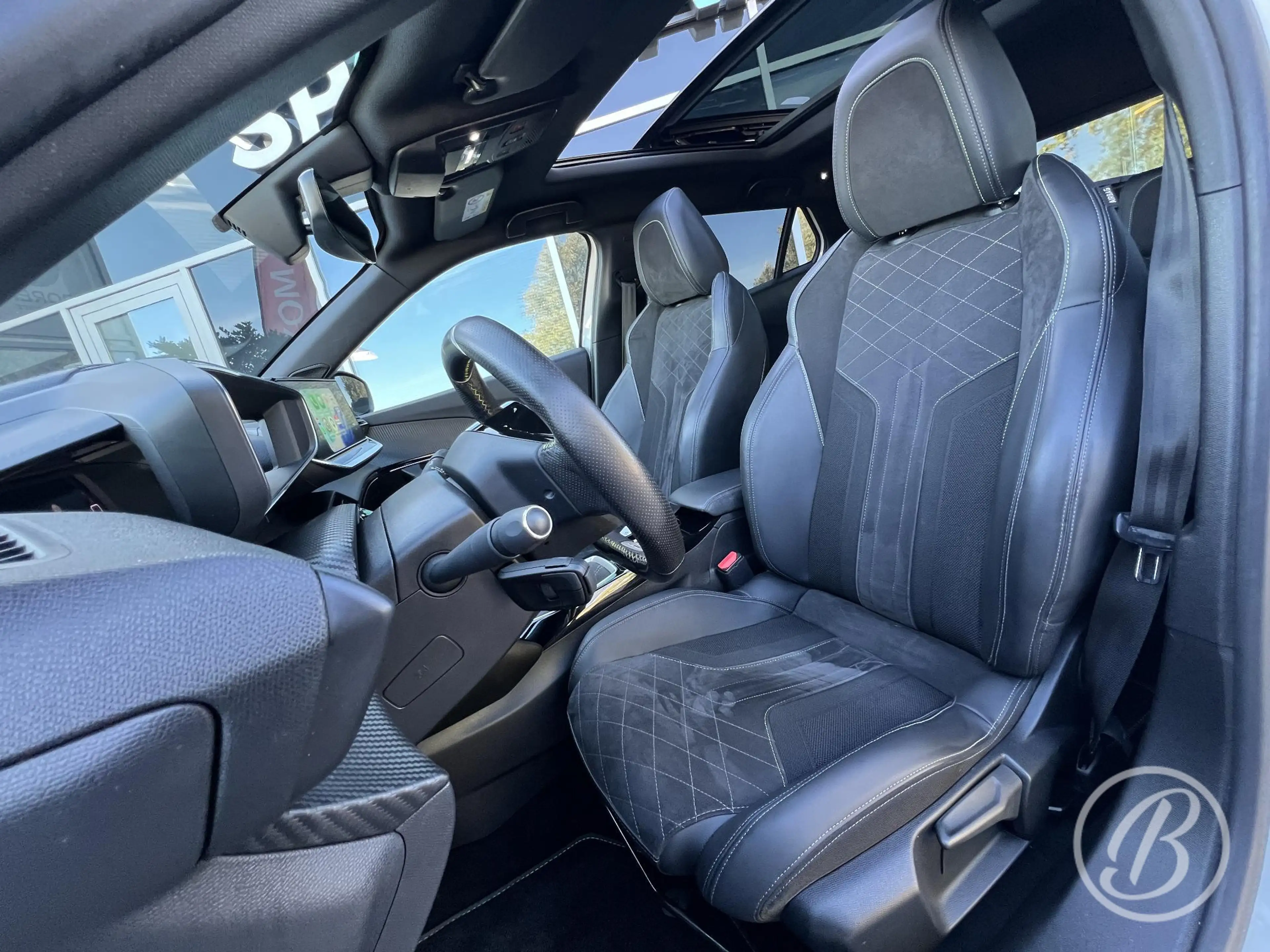 Peugeot 2008 1.2 Turbo 130 pk GT Pack | Panoramadak — photo 12
