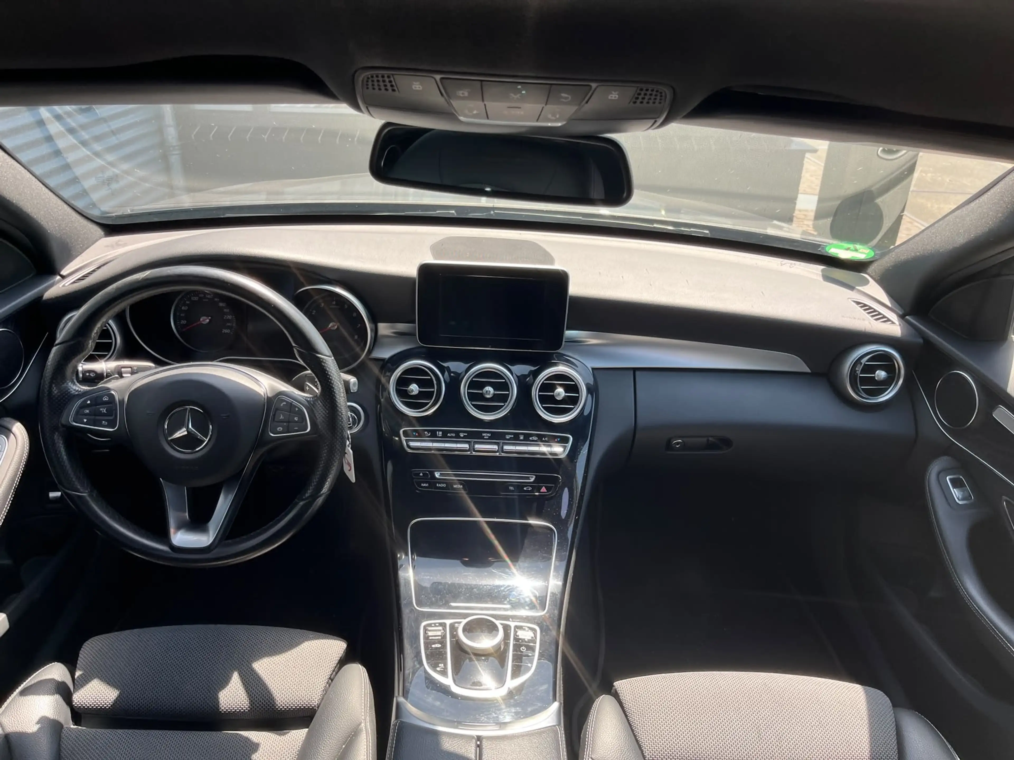 Mercedes-Benz C 350 Estate e Lease Edition — photo 2