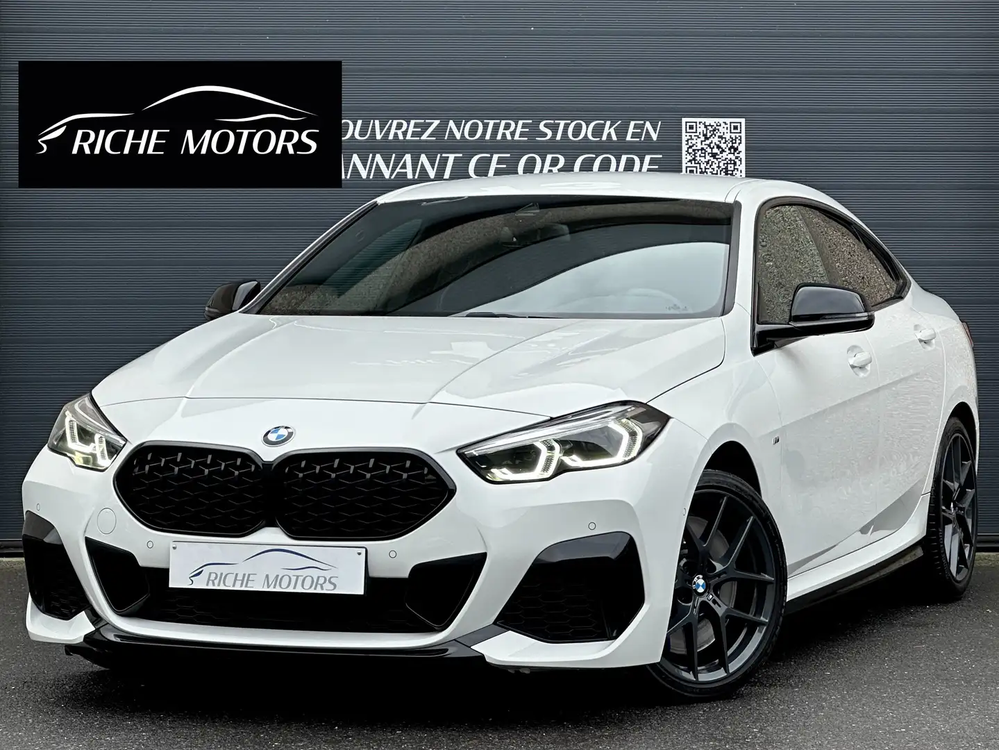 BMW 235 i xDrive Gran Coupé / LED / Cuir / Cockpit Blanc - 1